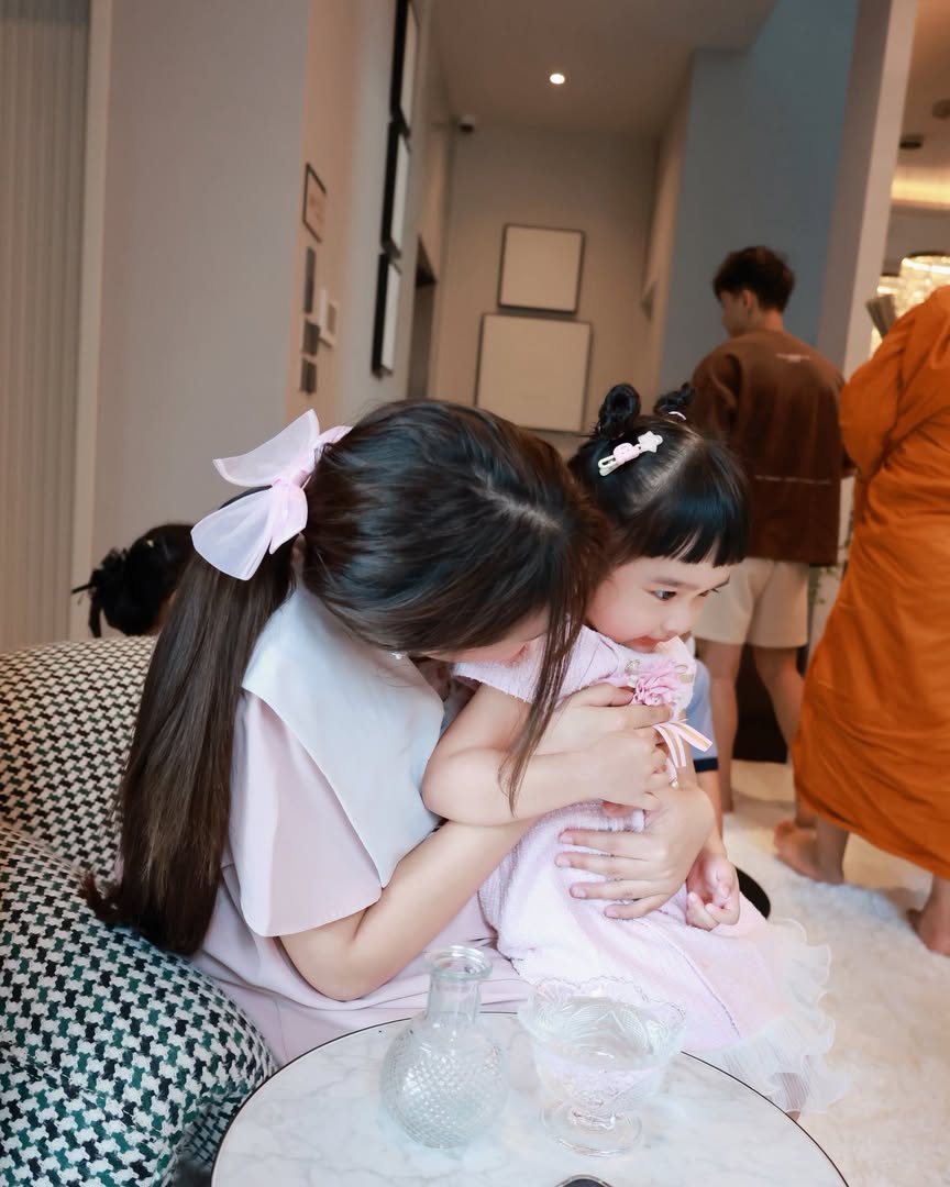 เจนนี่ - รัชนก สุวรรณเกตุ