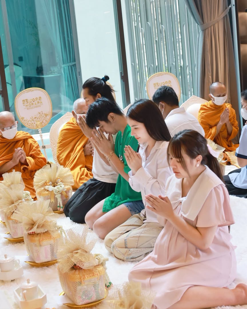 เจนนี่ - รัชนก สุวรรณเกตุ