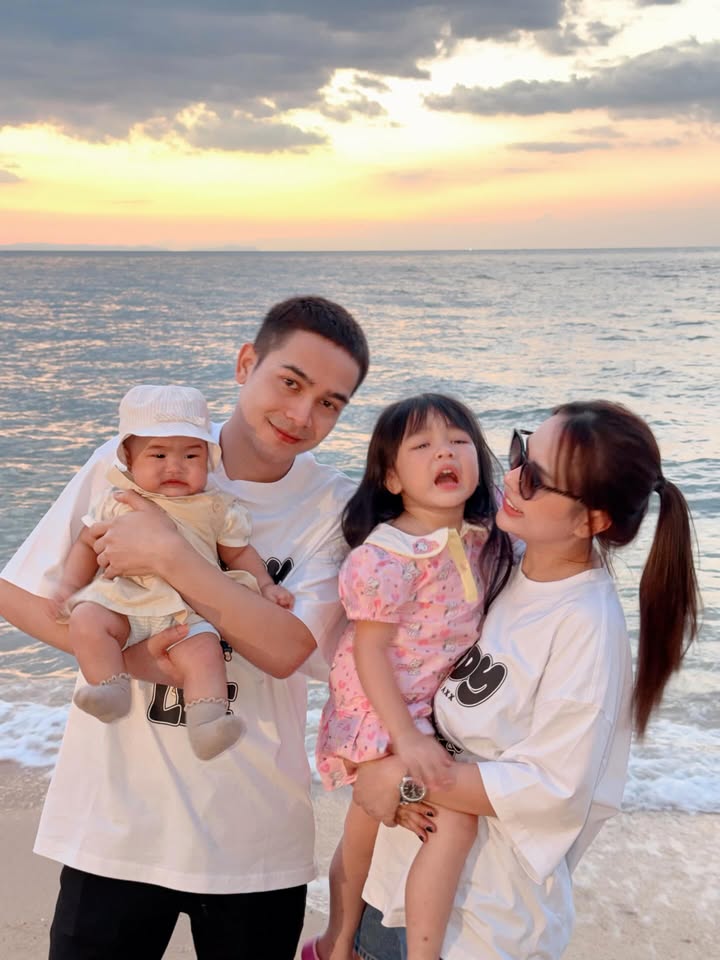 เจนนี่ - รัชนก สุวรรณเกตุ