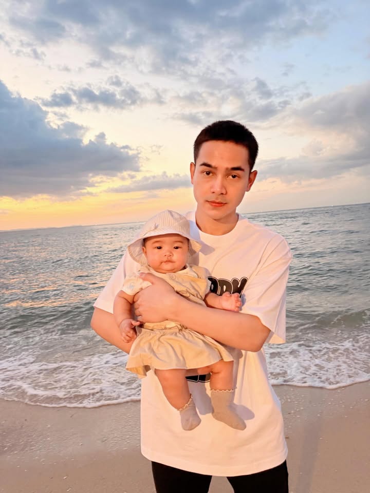 เจนนี่ - รัชนก สุวรรณเกตุ