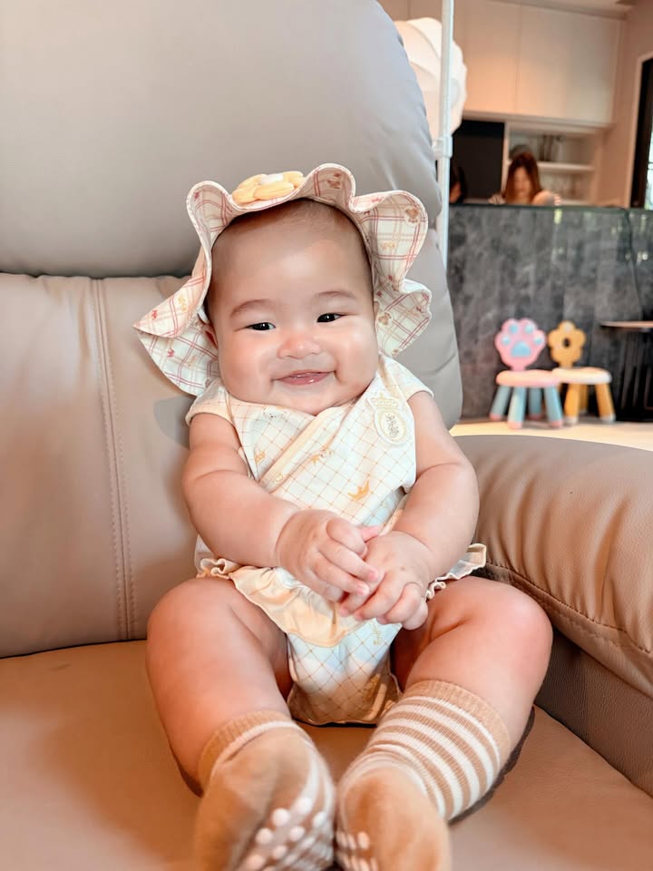 เจนนี่ - รัชนก สุวรรณเกตุ