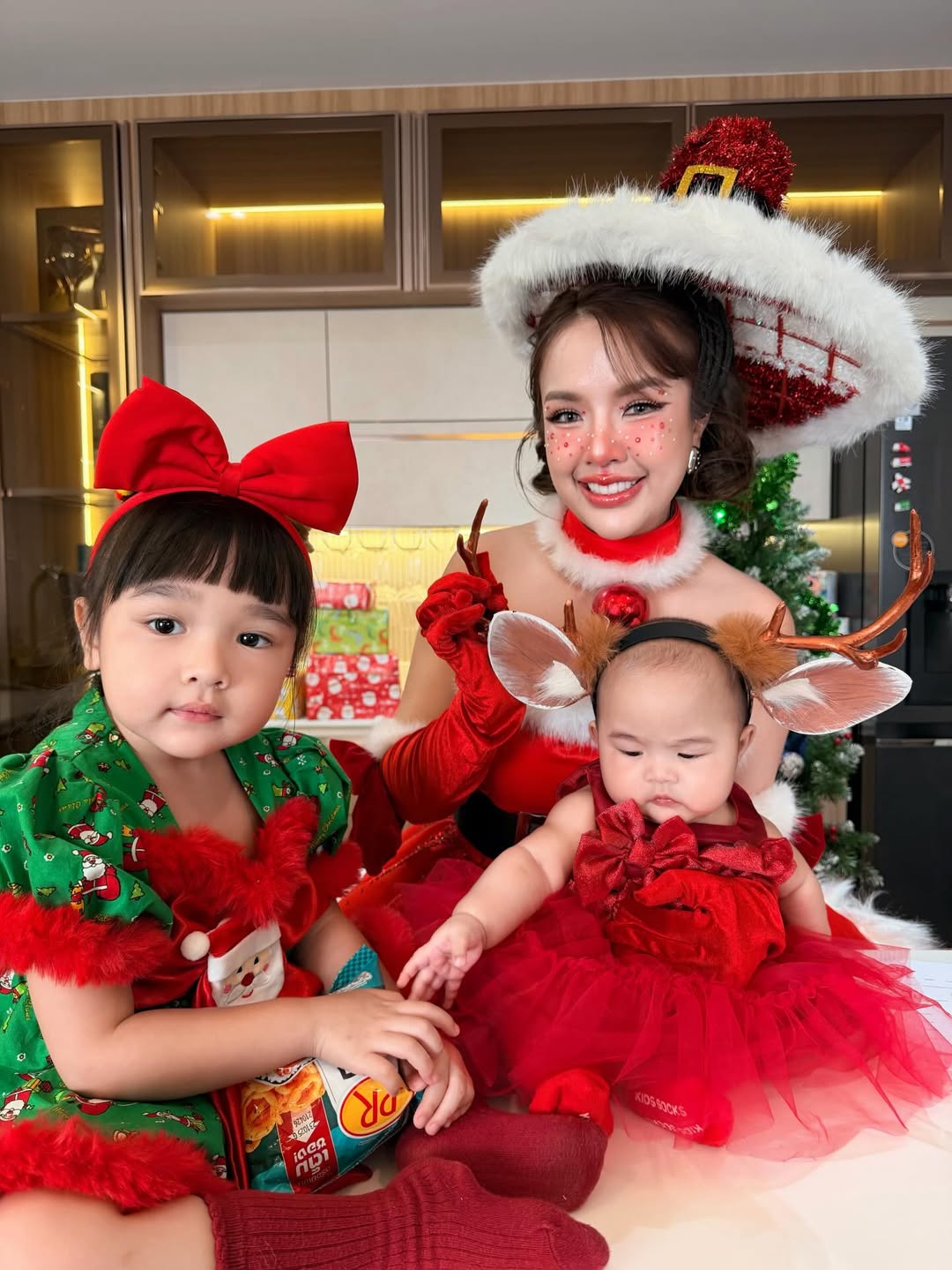 เจนนี่ - รัชนก สุวรรณเกตุ