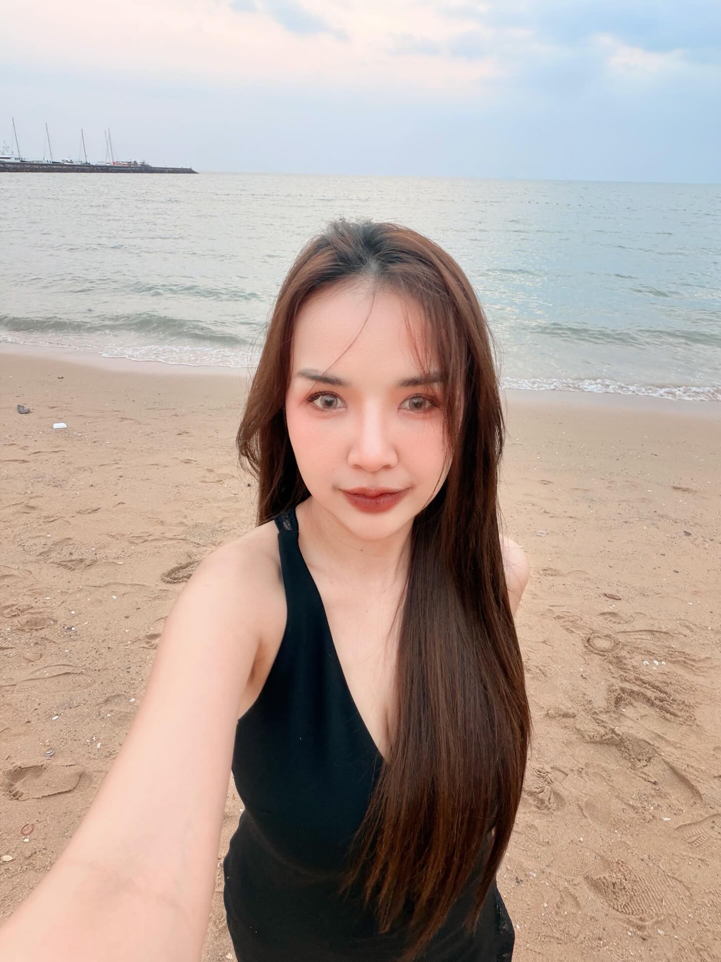 เจนนี่ - รัชนก สุวรรณเกตุ