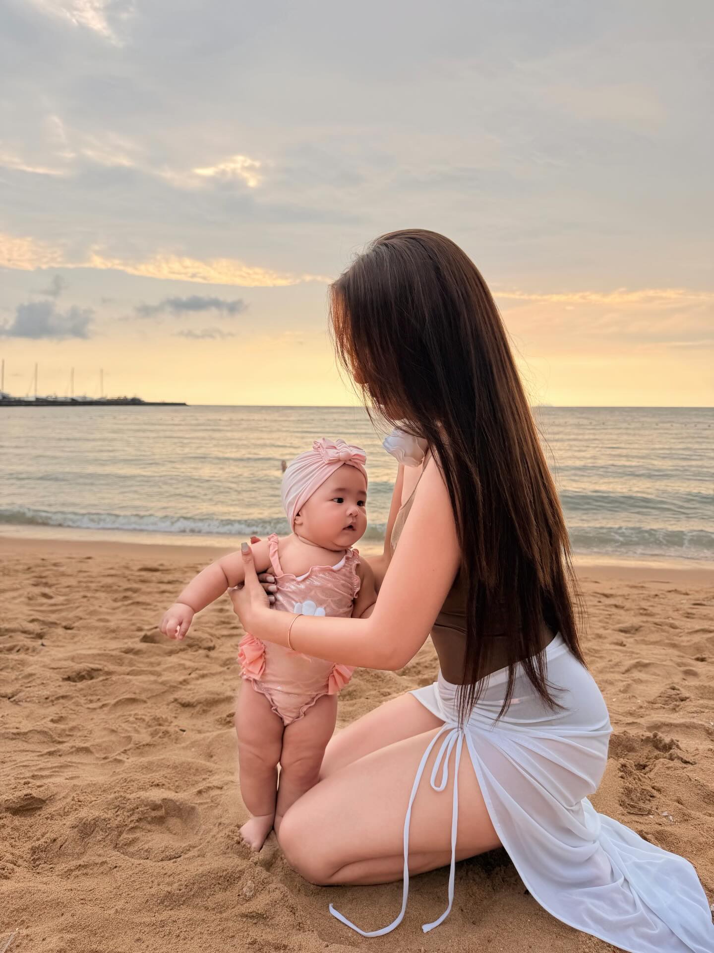 เจนนี่ - รัชนก สุวรรณเกตุ