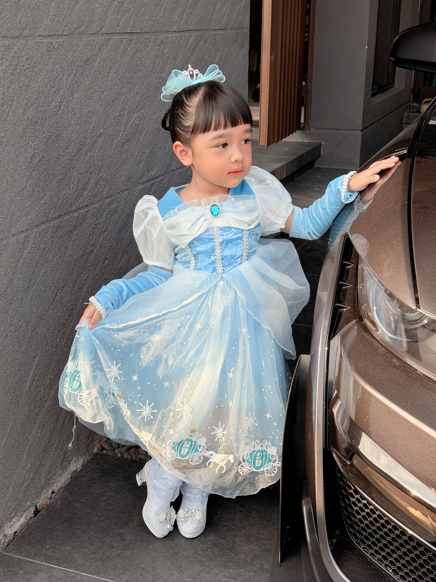 เจนนี่ - รัชนก สุวรรณเกตุ