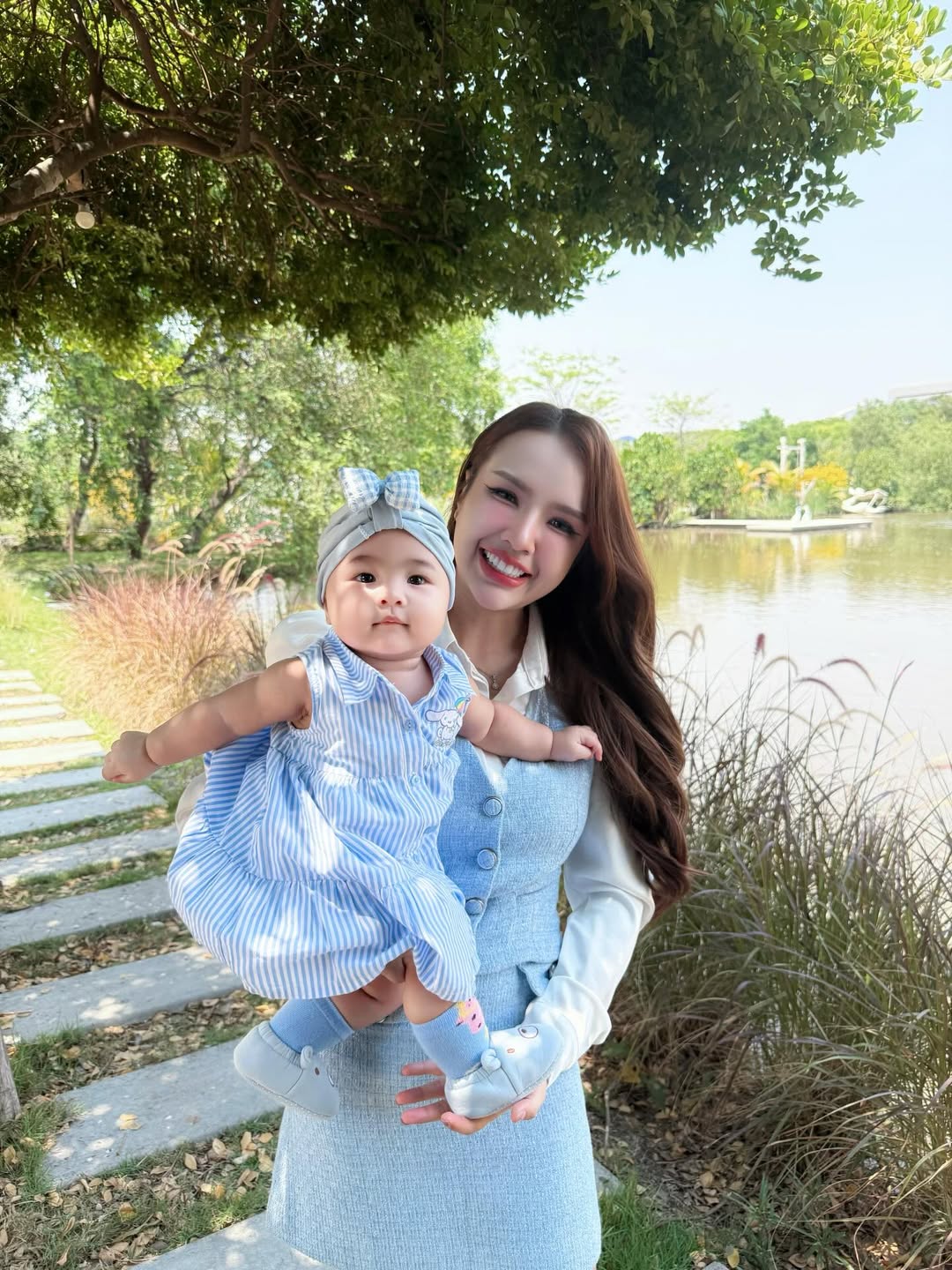 เจนนี่ - รัชนก สุวรรณเกตุ