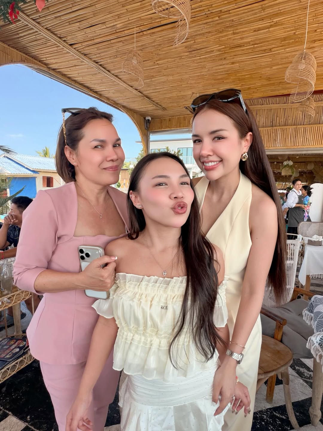 เจนนี่ - รัชนก สุวรรณเกตุ