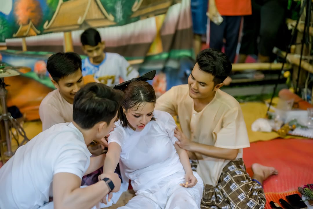 เจนนี่ - รัชนก สุวรรณเกตุ