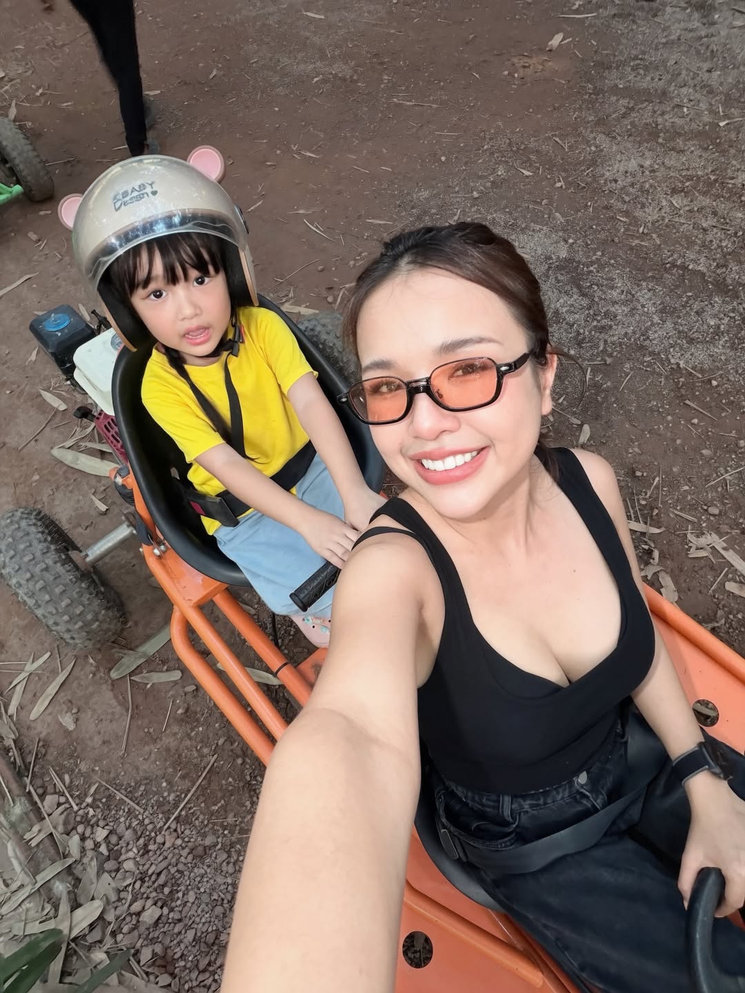 เจนนี่ - รัชนก สุวรรณเกตุ