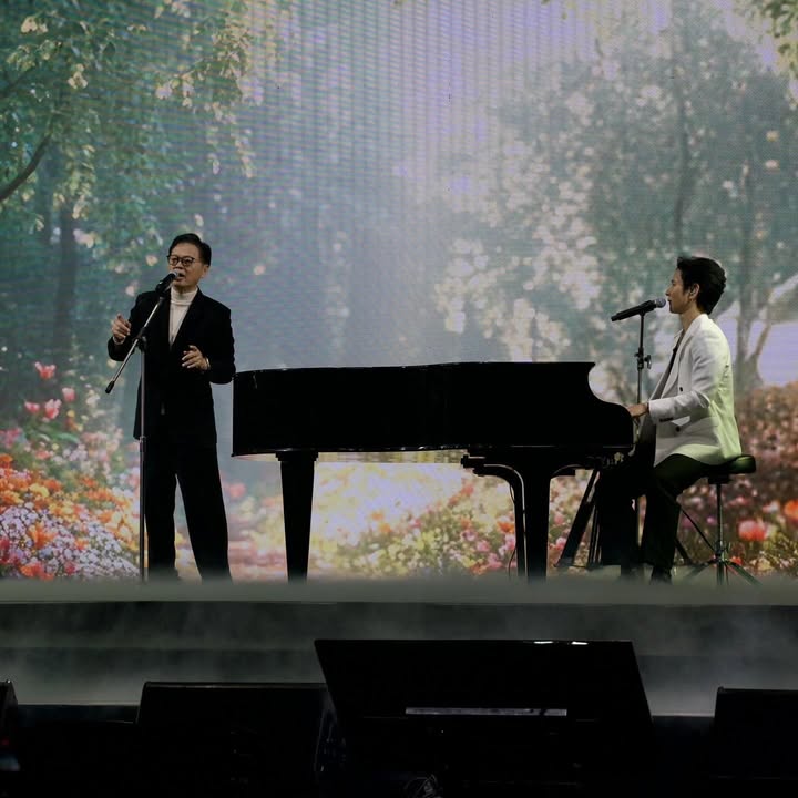 แพรว - คณิตกุล เนตรบุตร