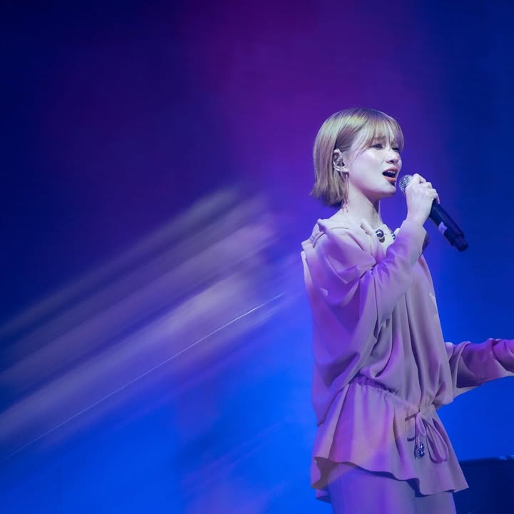 แพรว - คณิตกุล เนตรบุตร