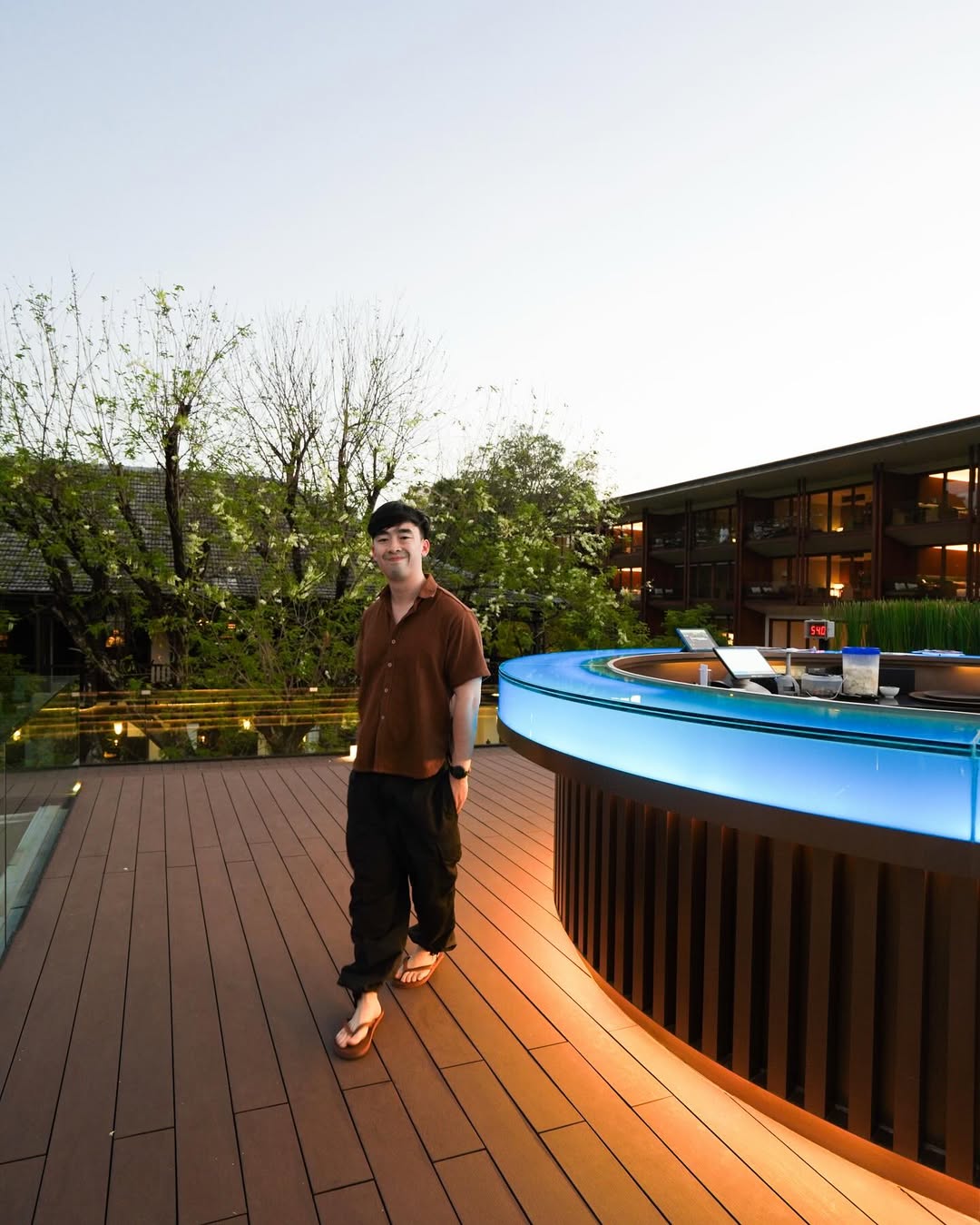 แพรว - คณิตกุล เนตรบุตร