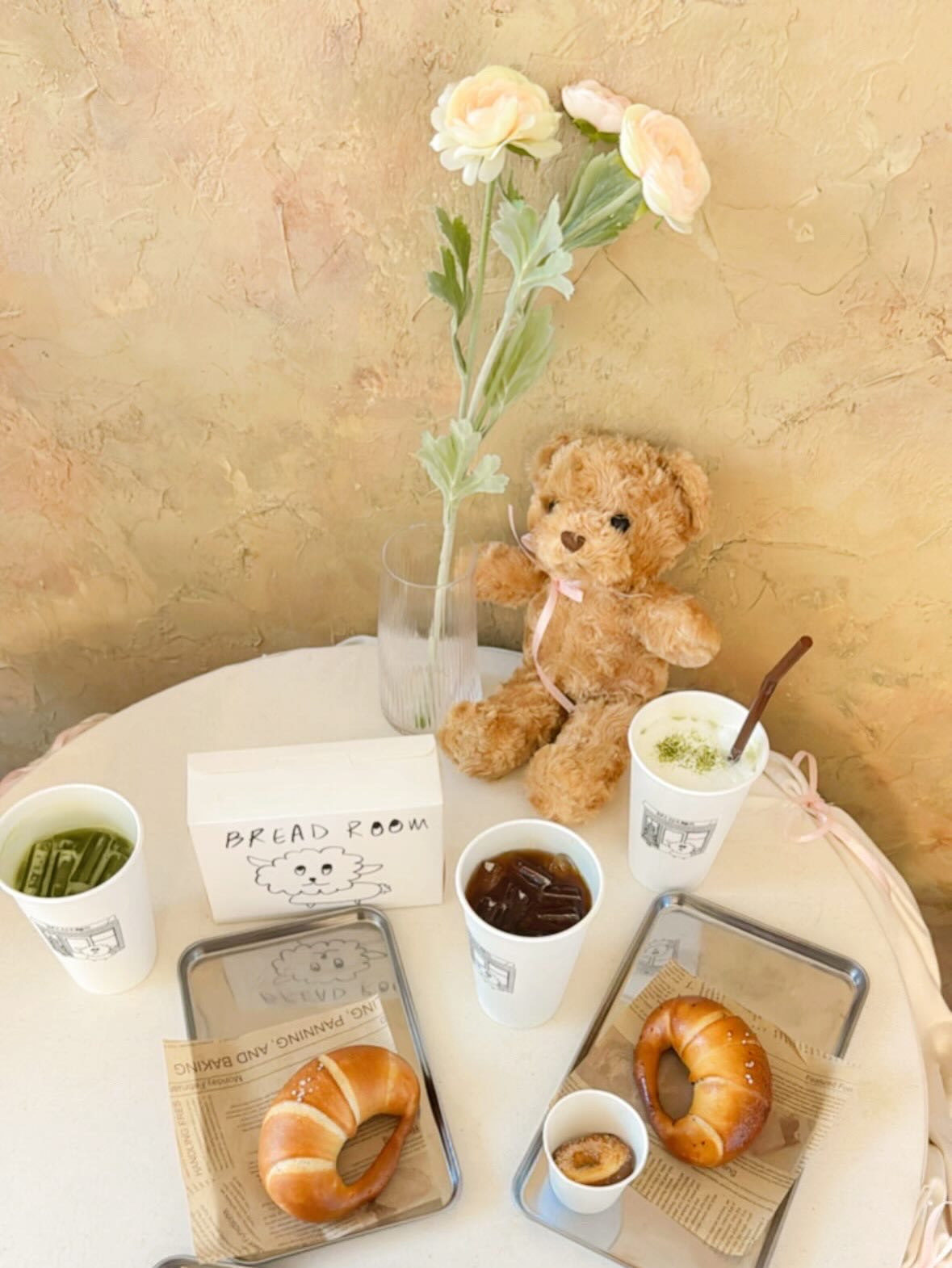 แพรว - คณิตกุล เนตรบุตร