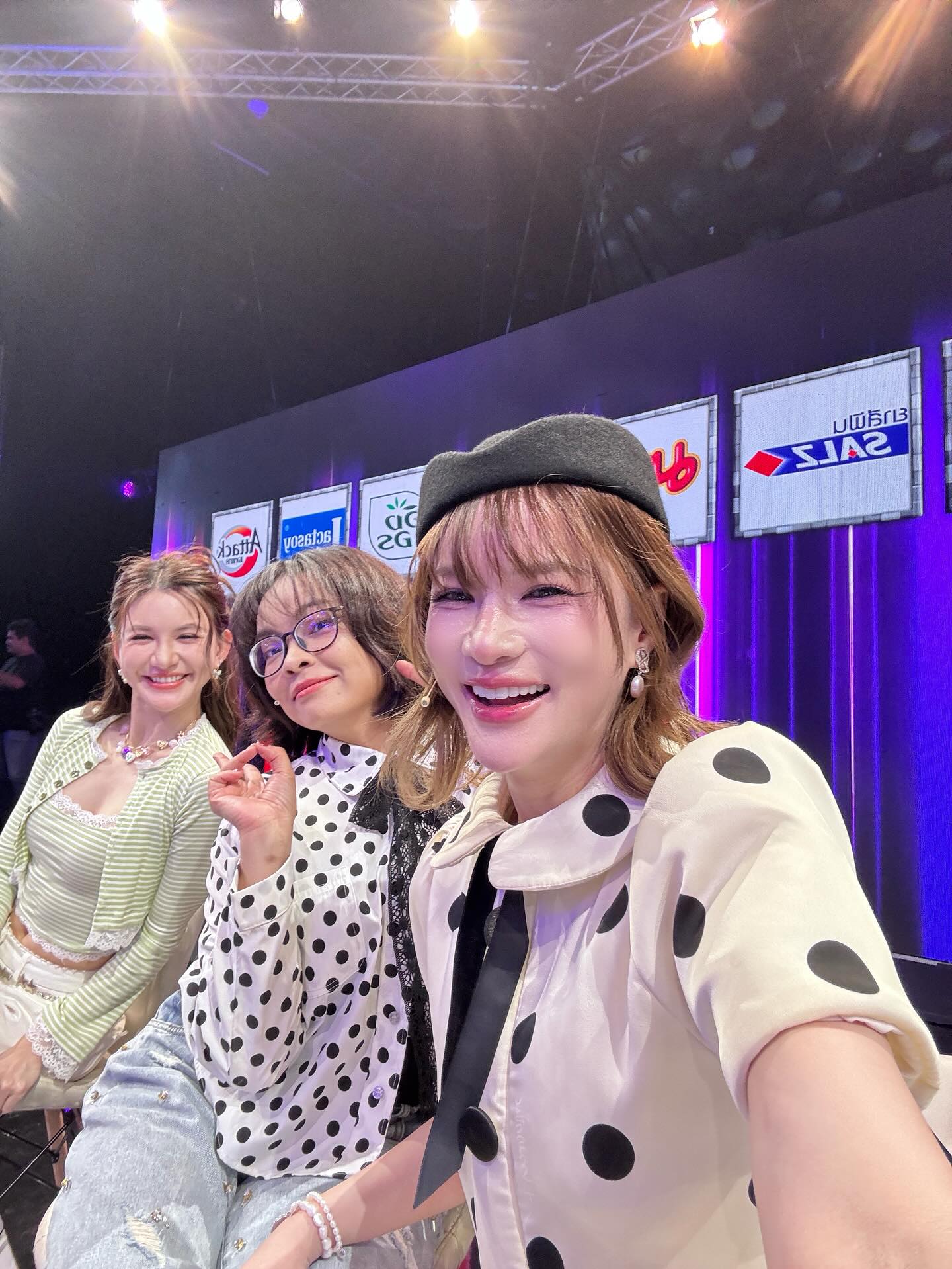 แพรว - คณิตกุล เนตรบุตร