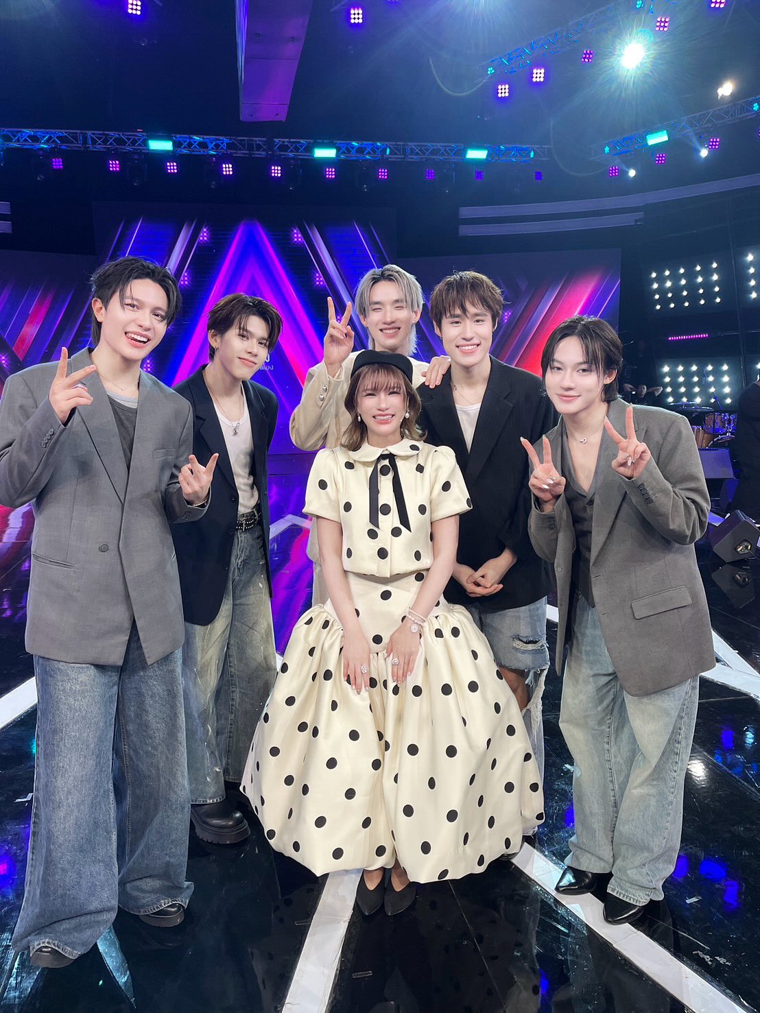 แพรว - คณิตกุล เนตรบุตร