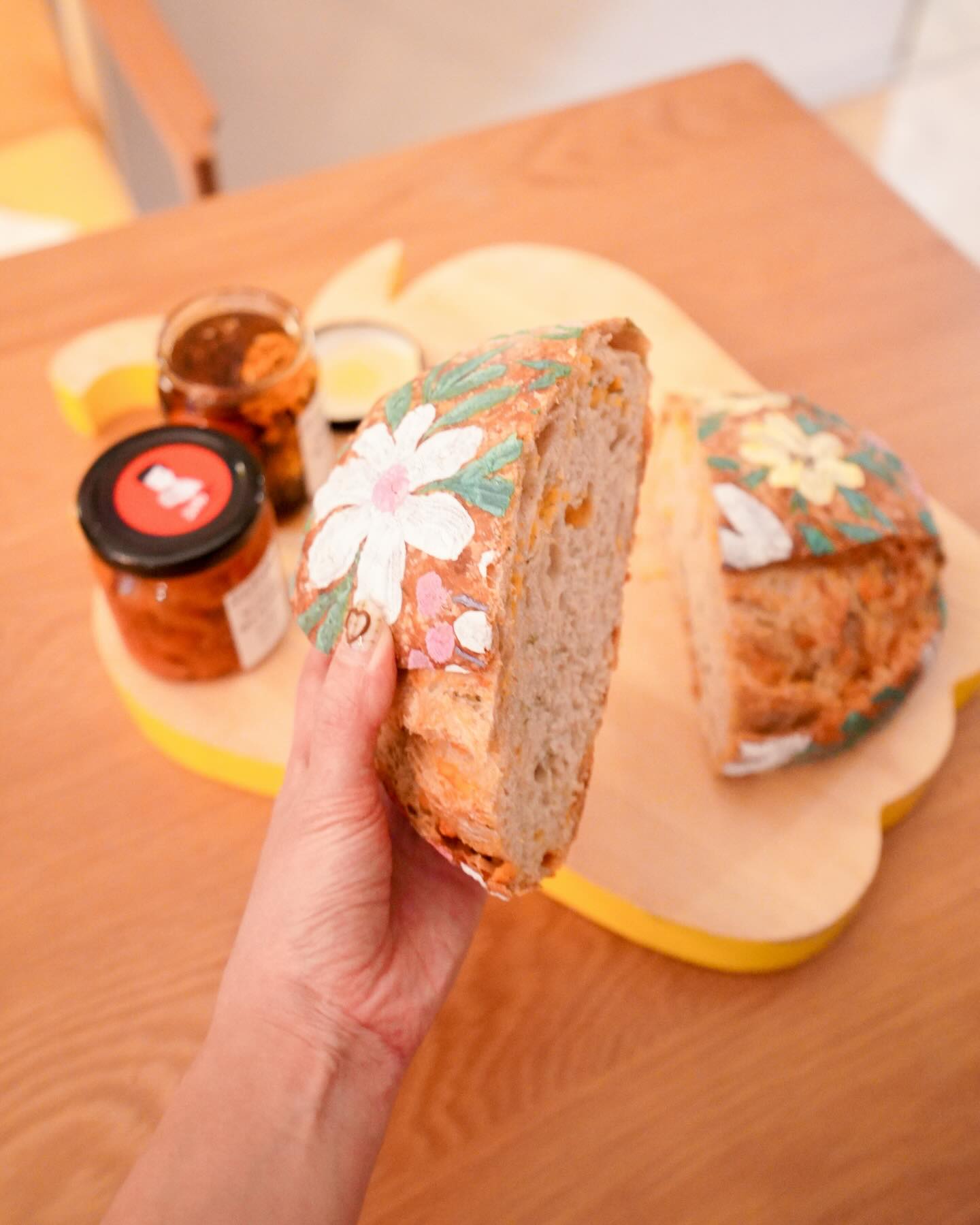 แพรว - คณิตกุล เนตรบุตร