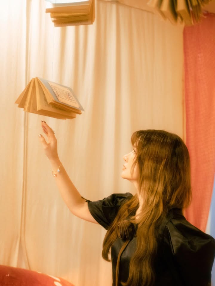 แพรว - คณิตกุล เนตรบุตร