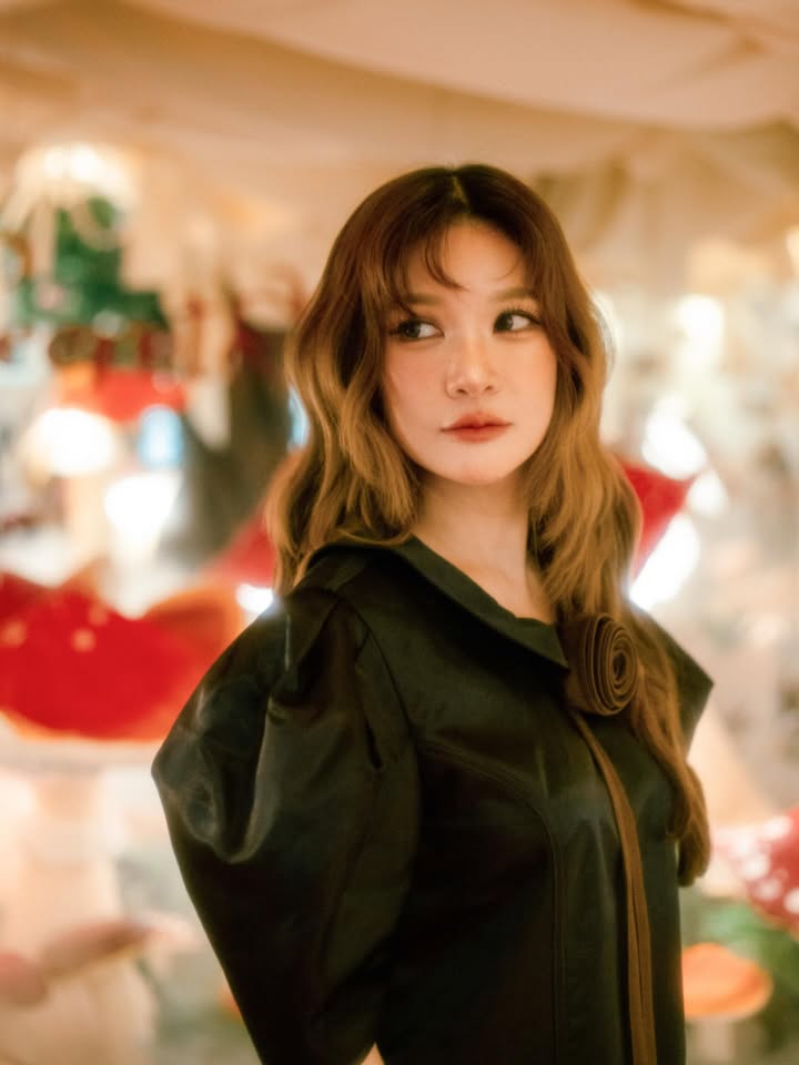 แพรว - คณิตกุล เนตรบุตร