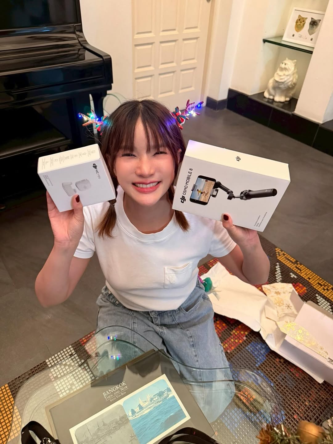 แพรว - คณิตกุล เนตรบุตร