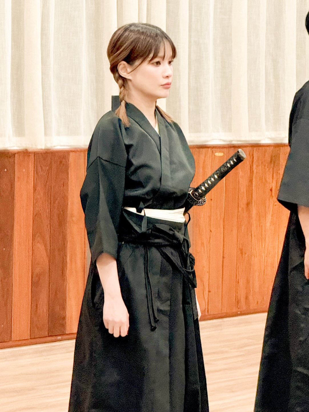 แพรว - คณิตกุล เนตรบุตร