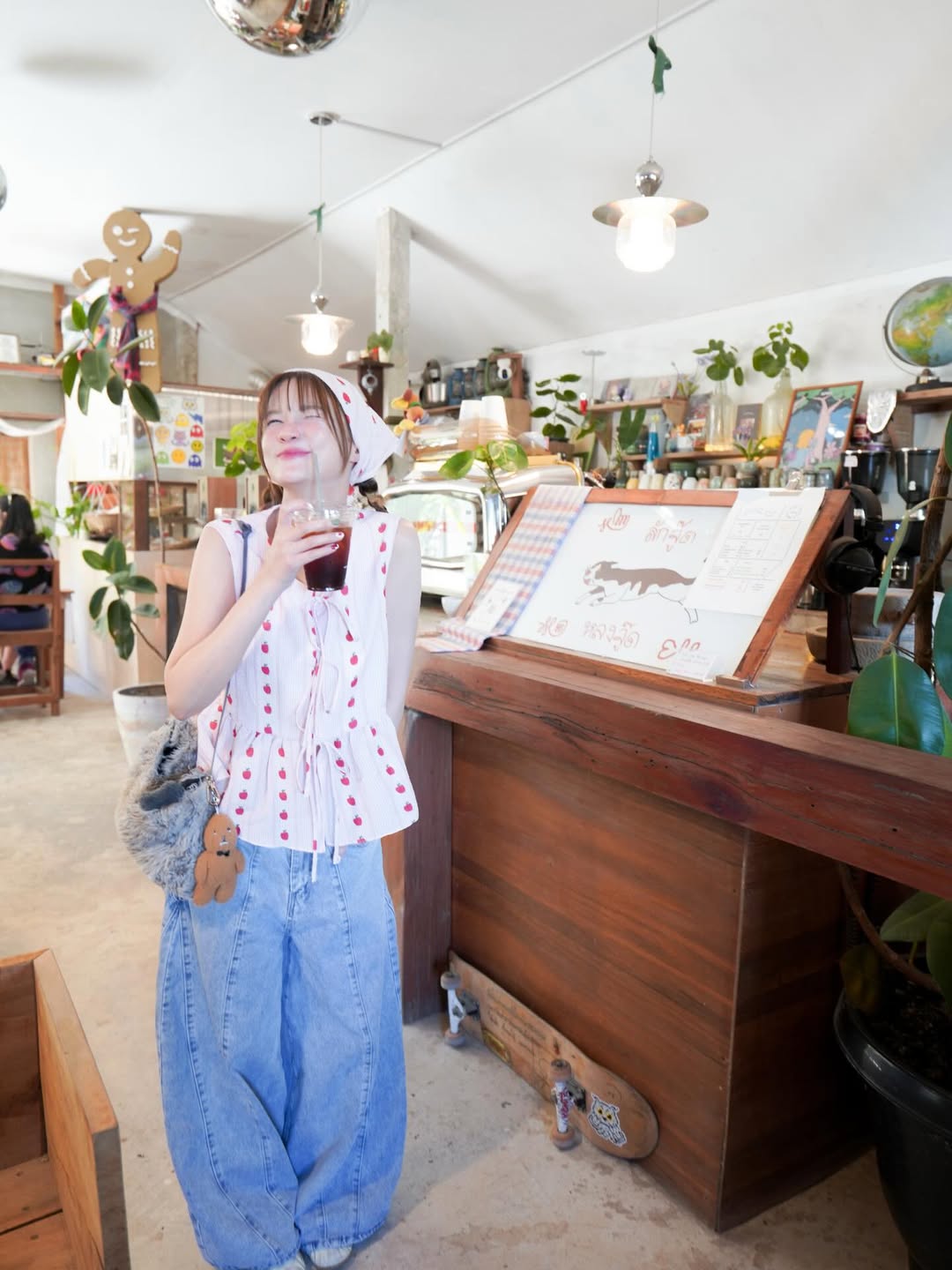 แพรว - คณิตกุล เนตรบุตร