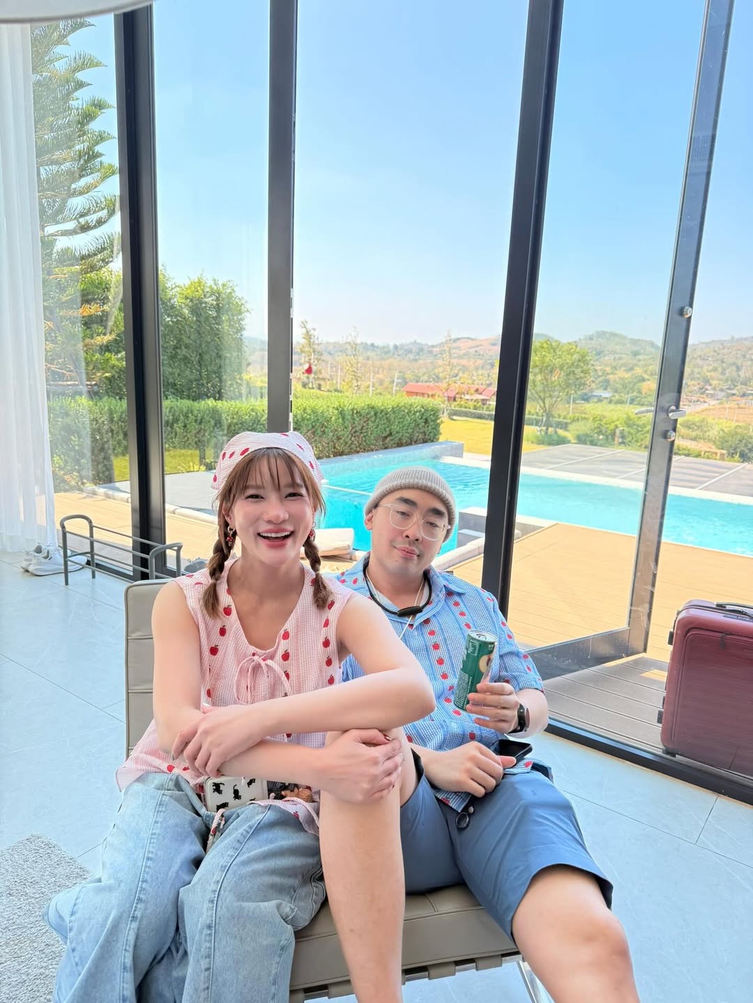 แพรว - คณิตกุล เนตรบุตร