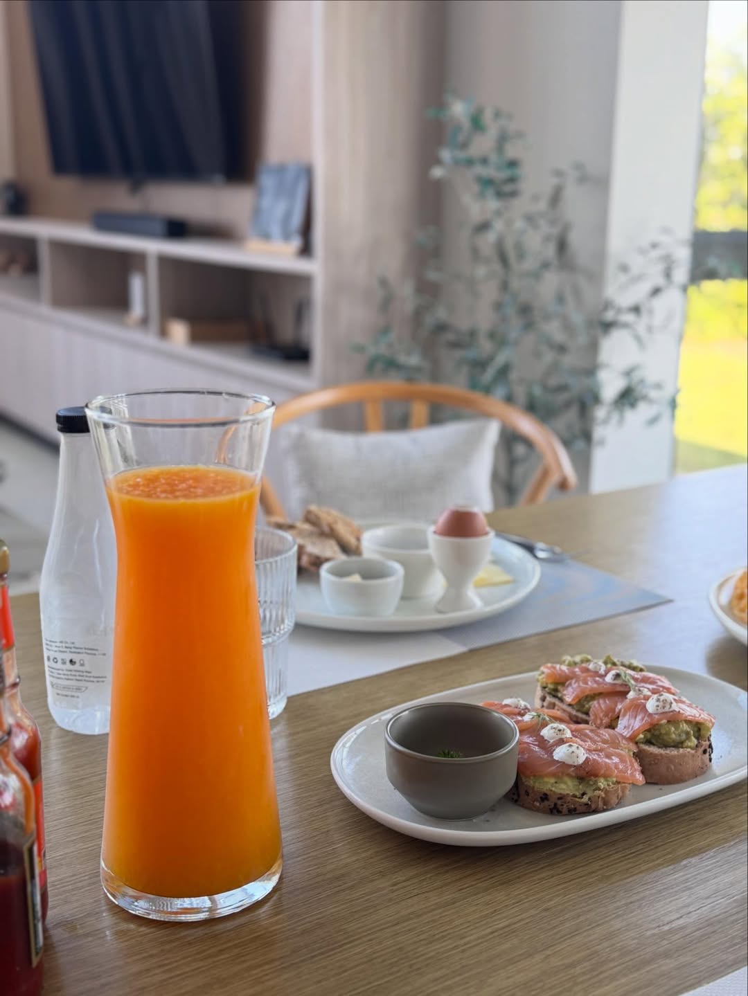 แพรว - คณิตกุล เนตรบุตร