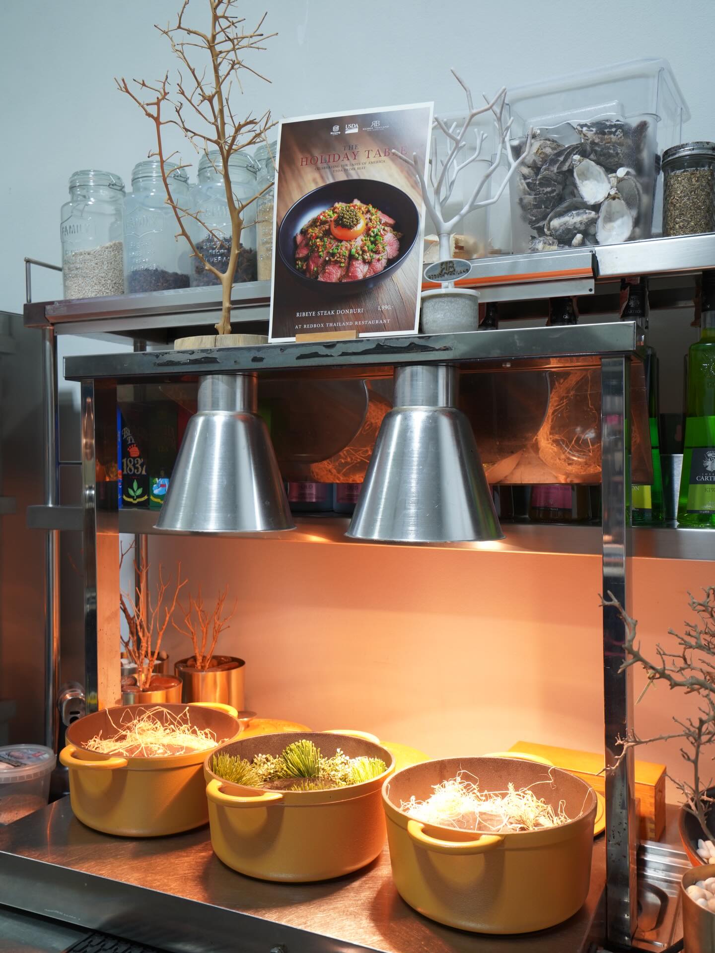 แพรว - คณิตกุล เนตรบุตร