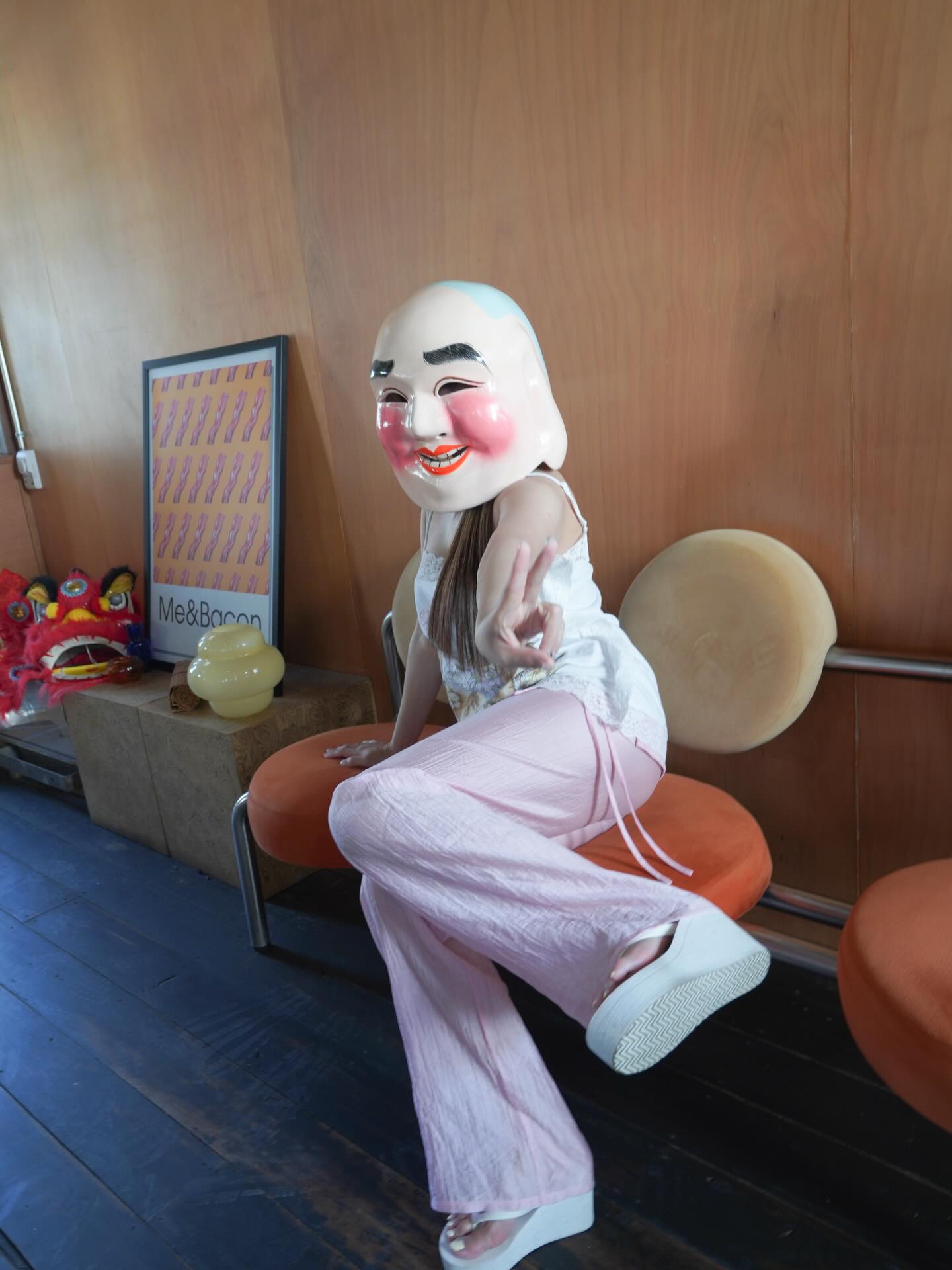 แพรว - คณิตกุล เนตรบุตร