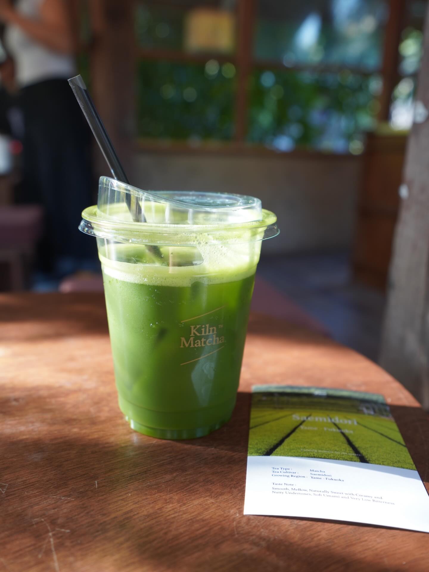 แพรว - คณิตกุล เนตรบุตร