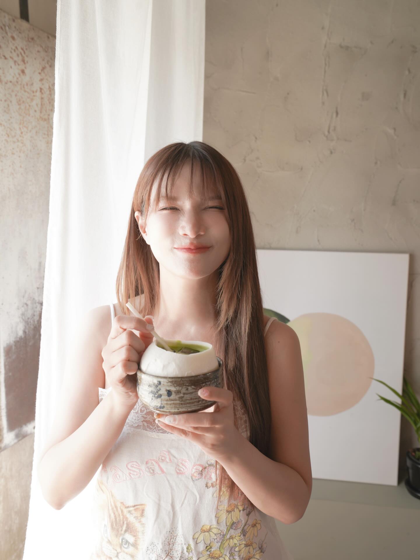 แพรว - คณิตกุล เนตรบุตร