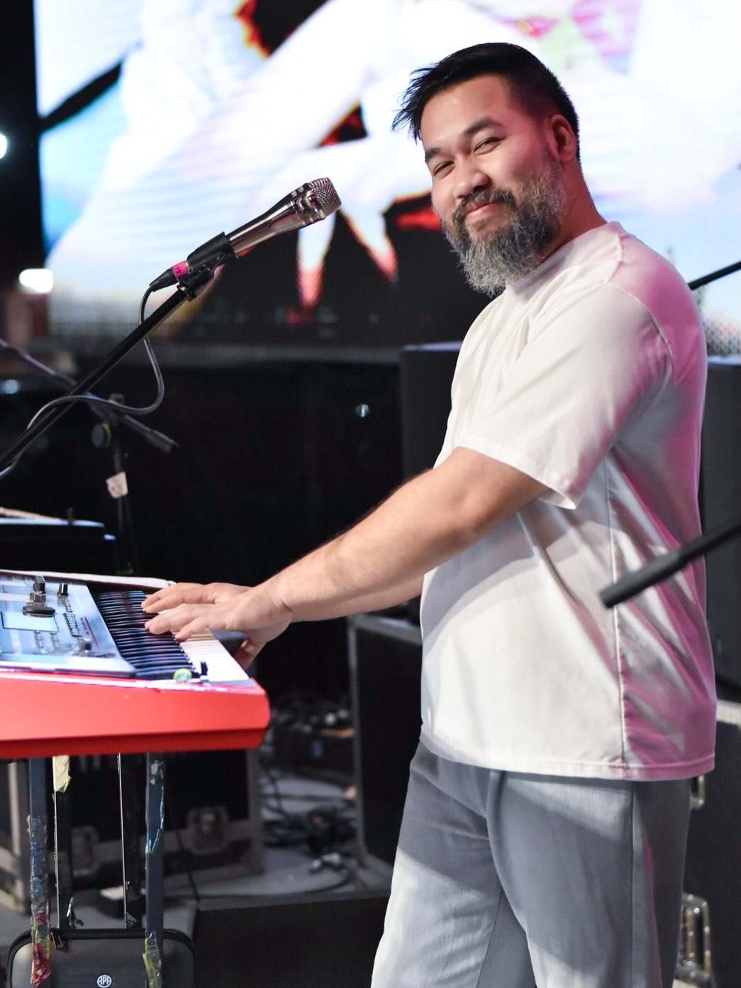 แพรว - คณิตกุล เนตรบุตร