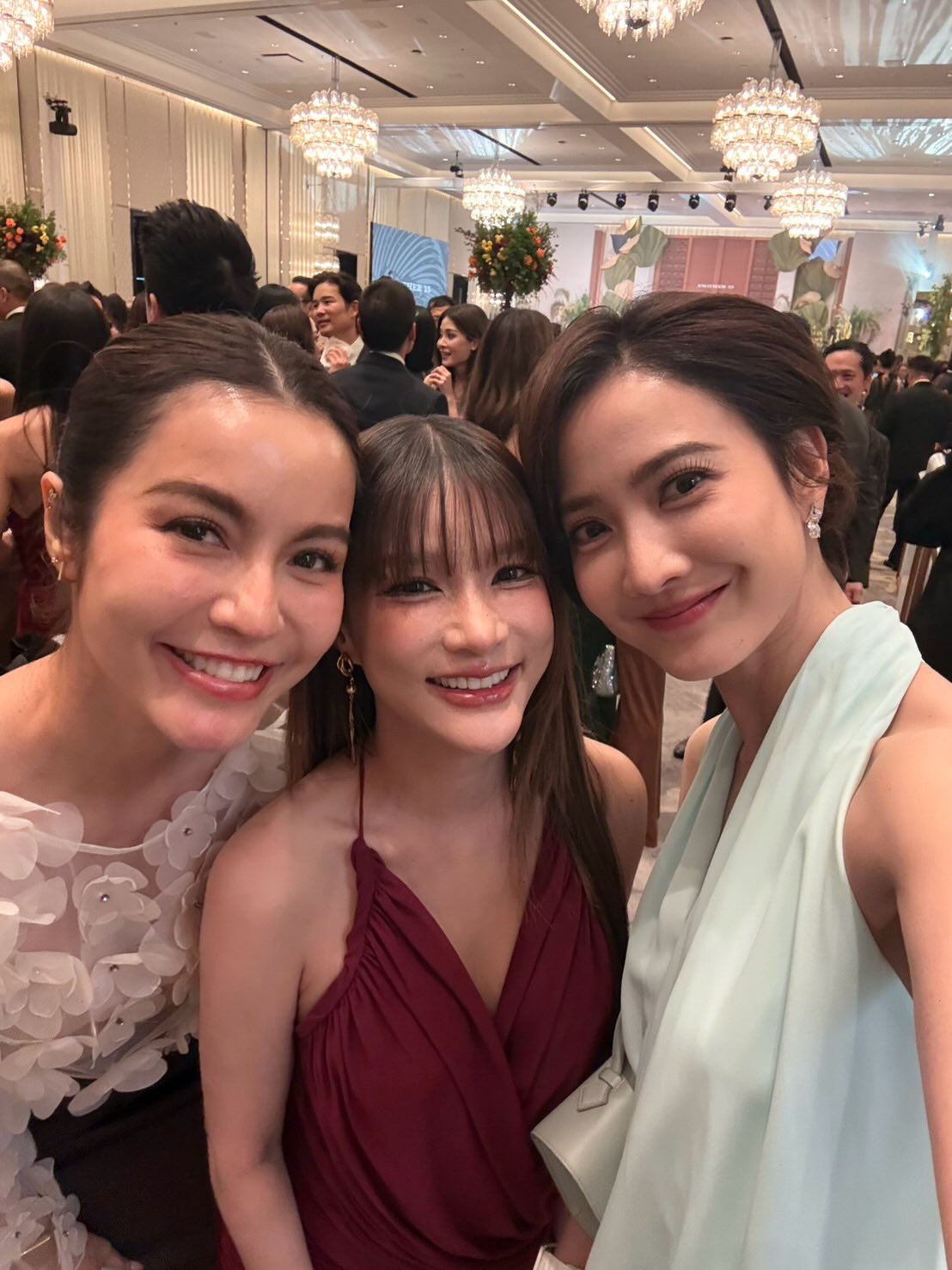 แพรว - คณิตกุล เนตรบุตร