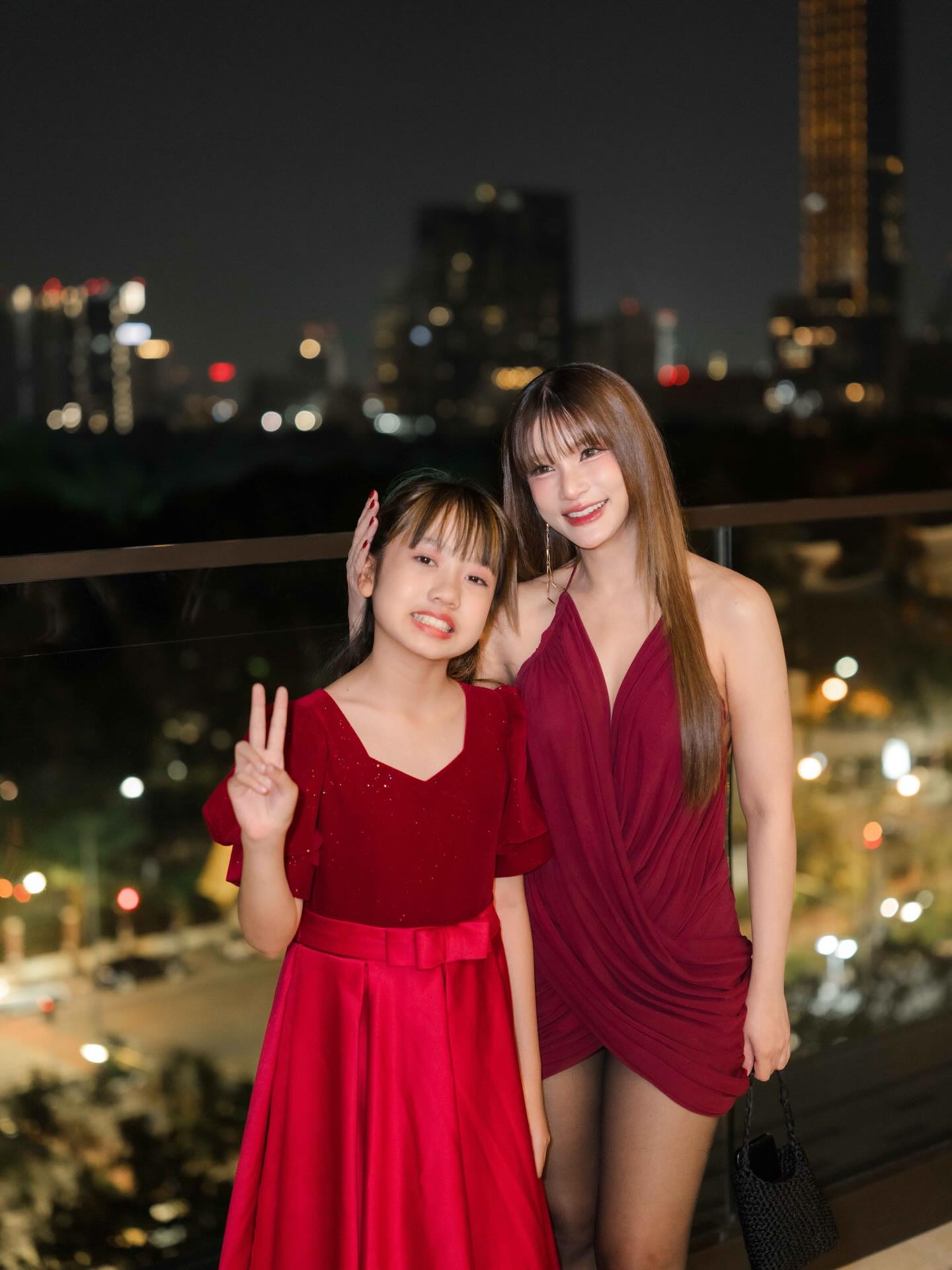 แพรว - คณิตกุล เนตรบุตร