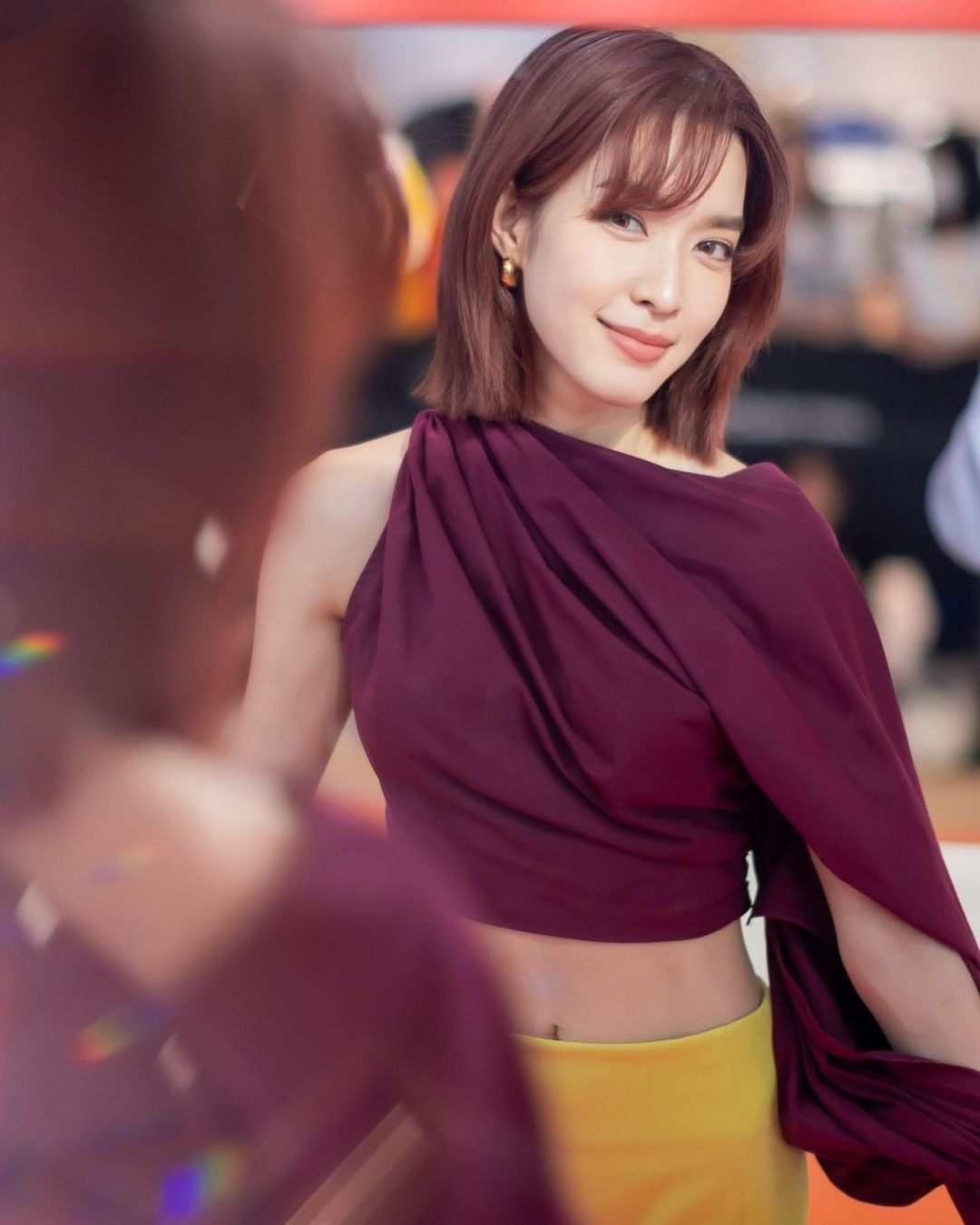 โม - มนชนก แสงฉายเพียงเพ็ญ