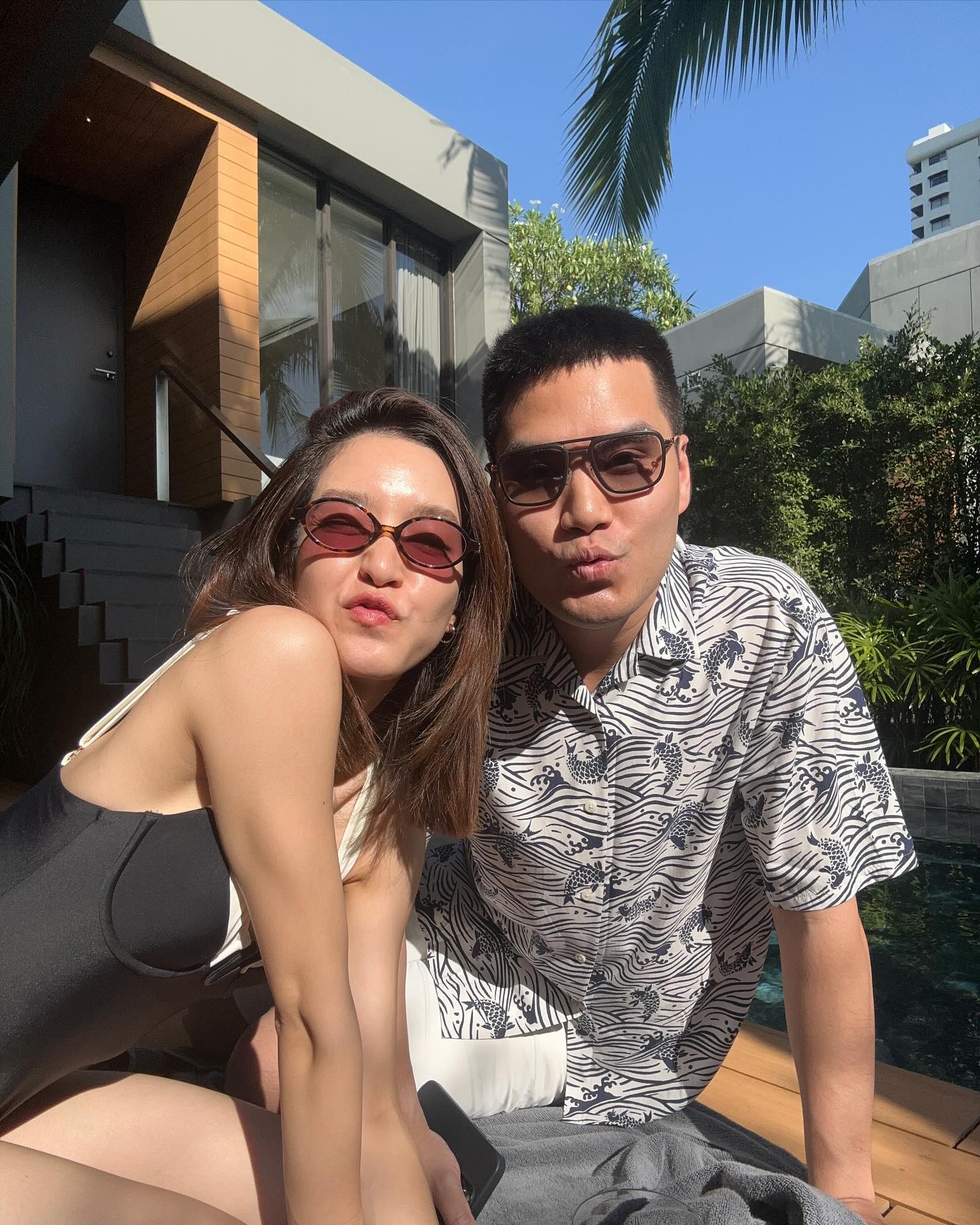 โม - มนชนก แสงฉายเพียงเพ็ญ