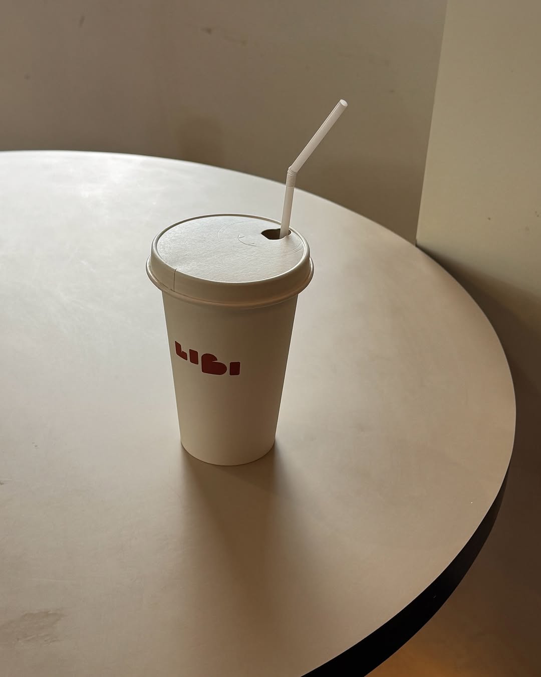 โม - มนชนก แสงฉายเพียงเพ็ญ