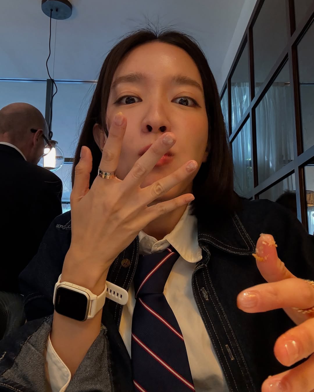 โม - มนชนก แสงฉายเพียงเพ็ญ
