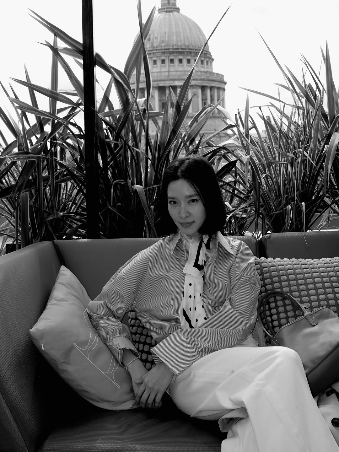 โม - มนชนก แสงฉายเพียงเพ็ญ