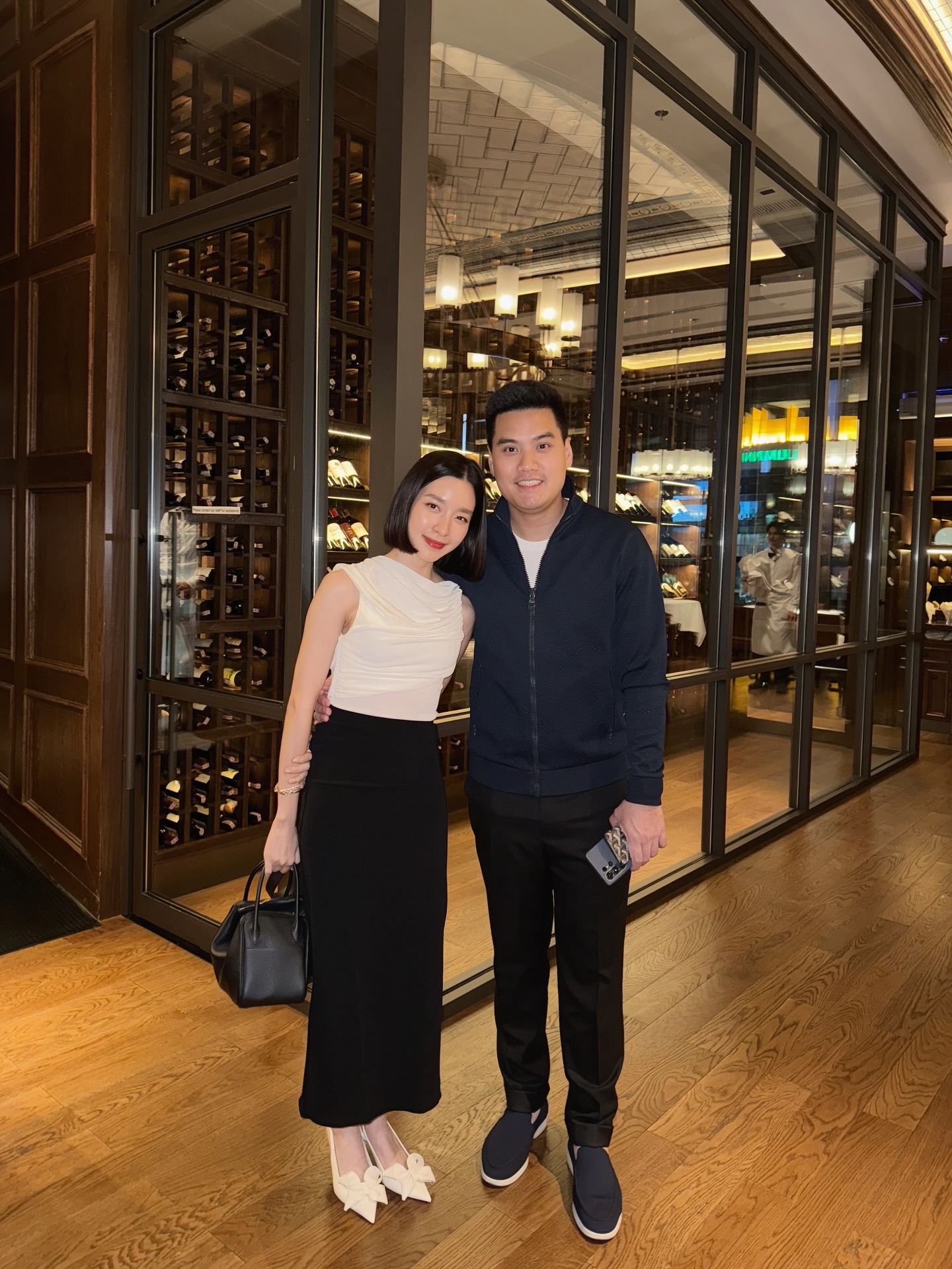 โม - มนชนก แสงฉายเพียงเพ็ญ