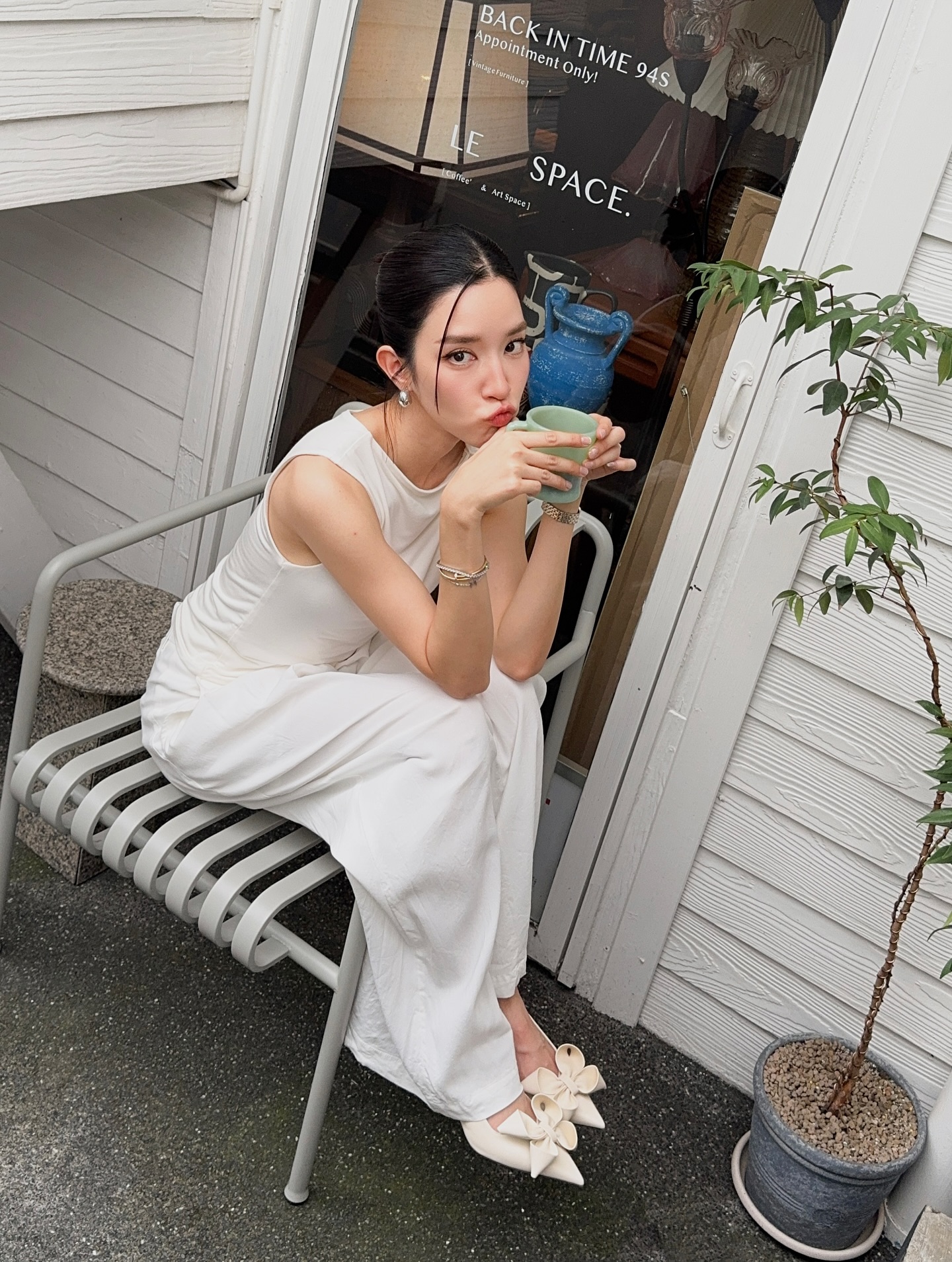 โม - มนชนก แสงฉายเพียงเพ็ญ