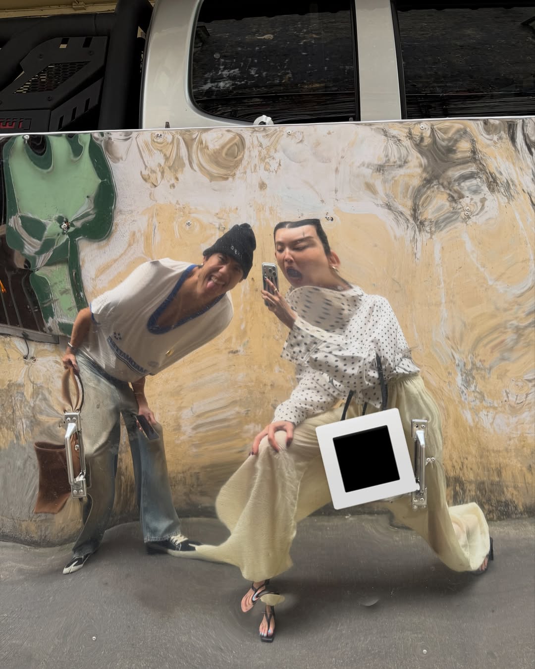 โม - มนชนก แสงฉายเพียงเพ็ญ