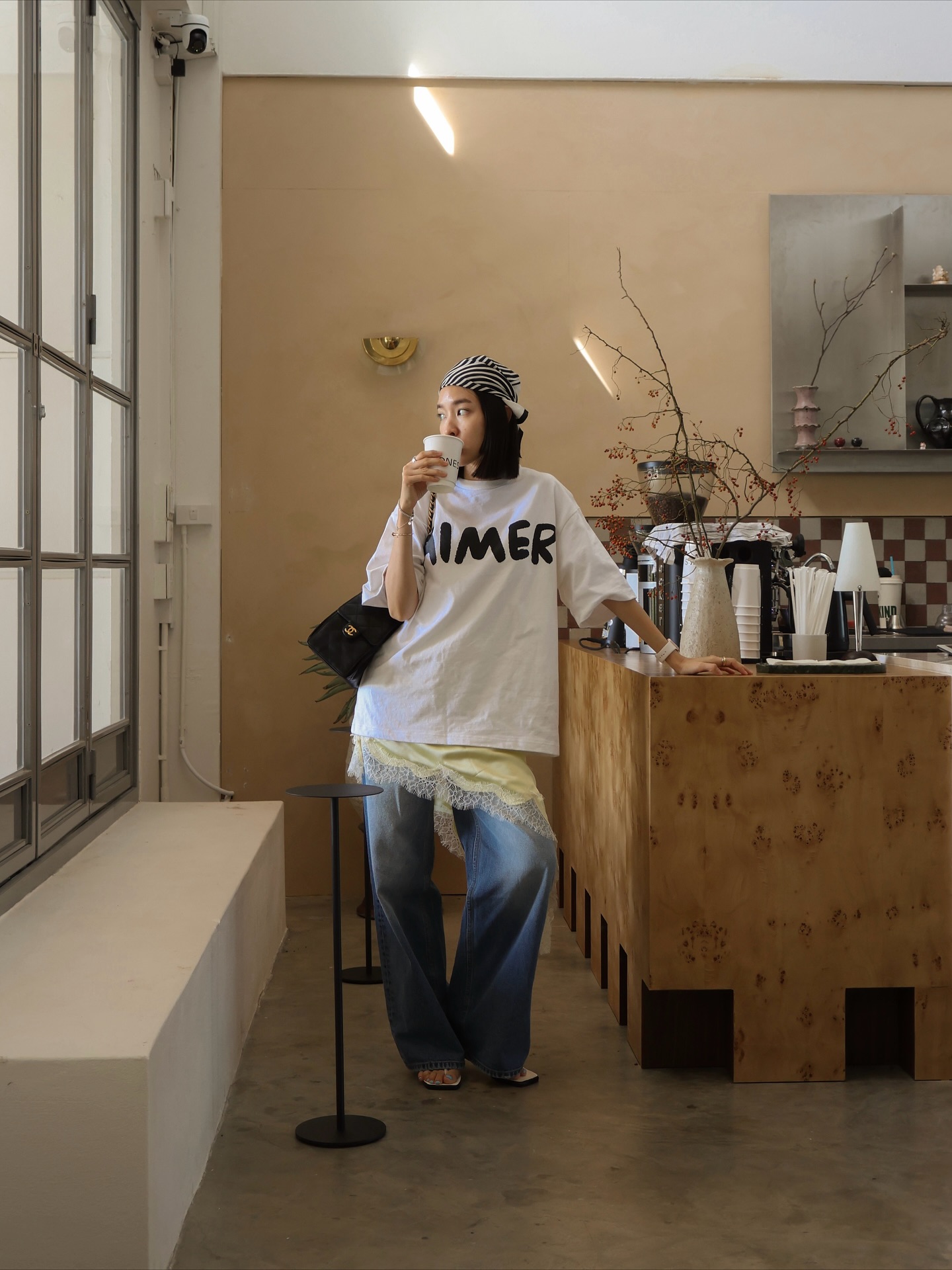 โม - มนชนก แสงฉายเพียงเพ็ญ