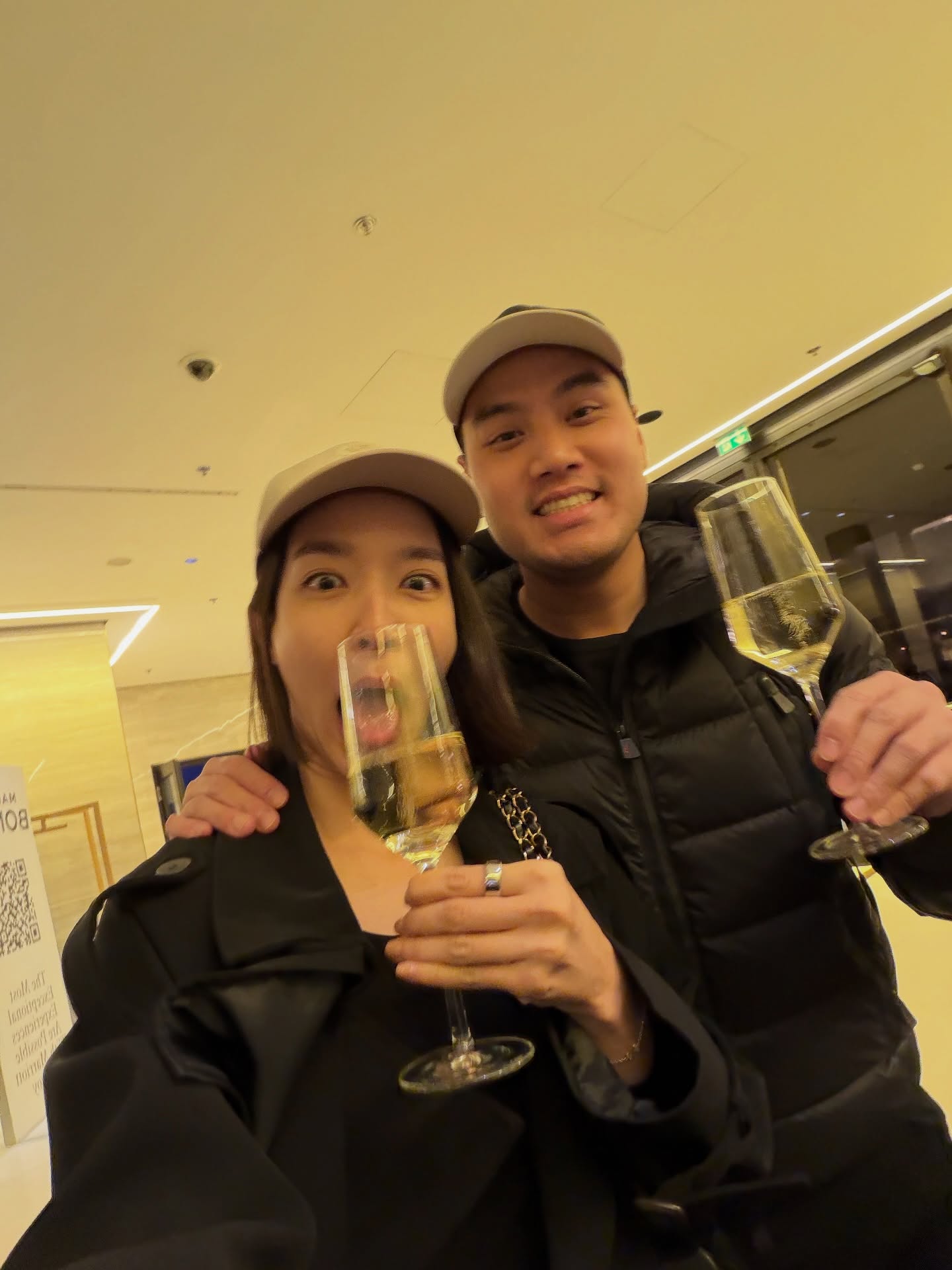 โม - มนชนก แสงฉายเพียงเพ็ญ