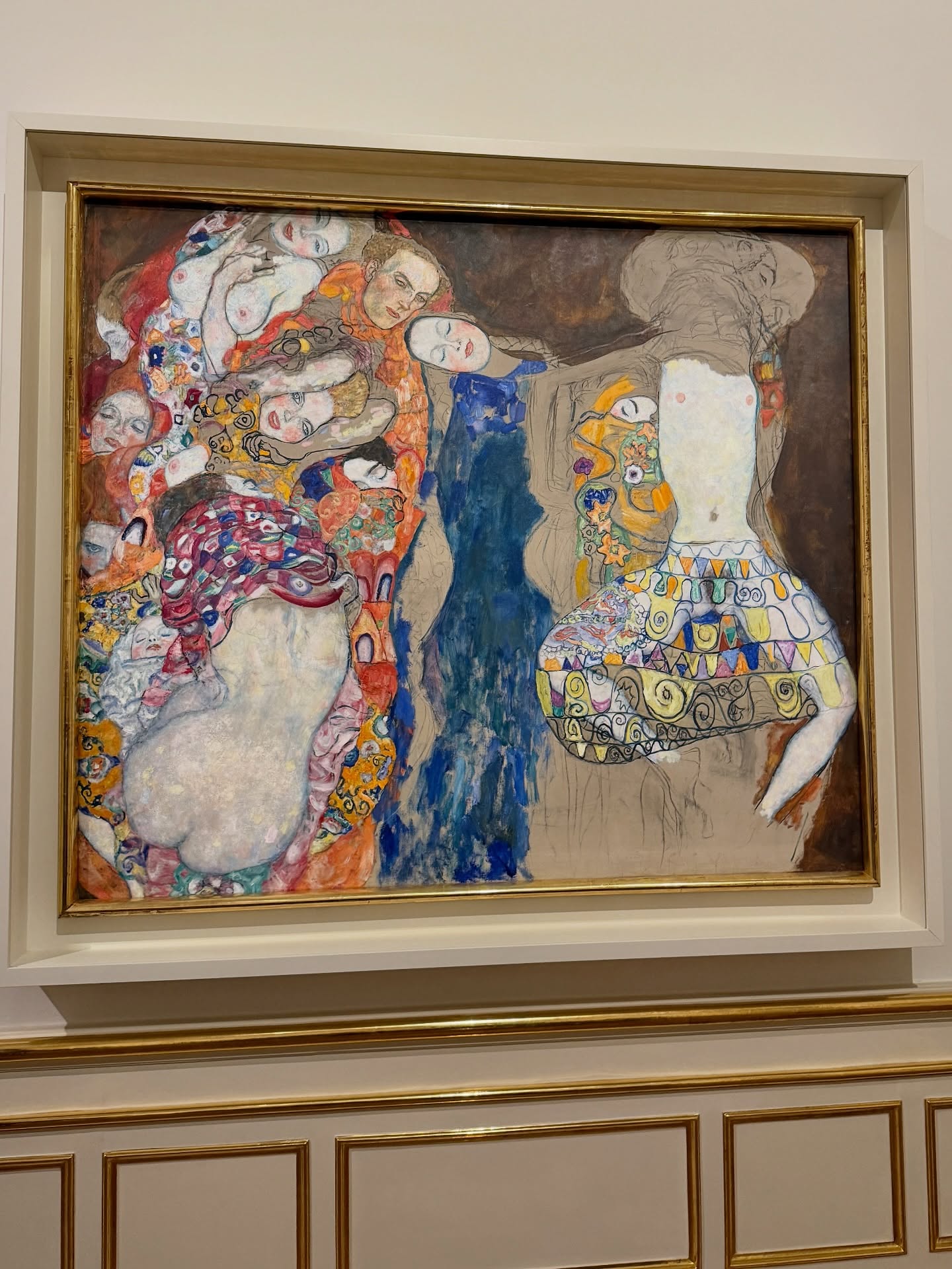 โม - มนชนก แสงฉายเพียงเพ็ญ