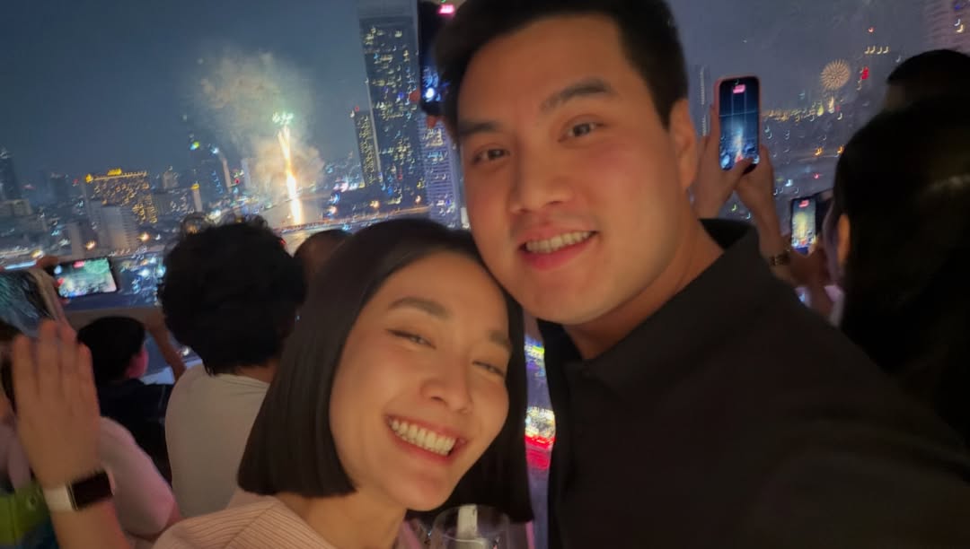 โม - มนชนก แสงฉายเพียงเพ็ญ