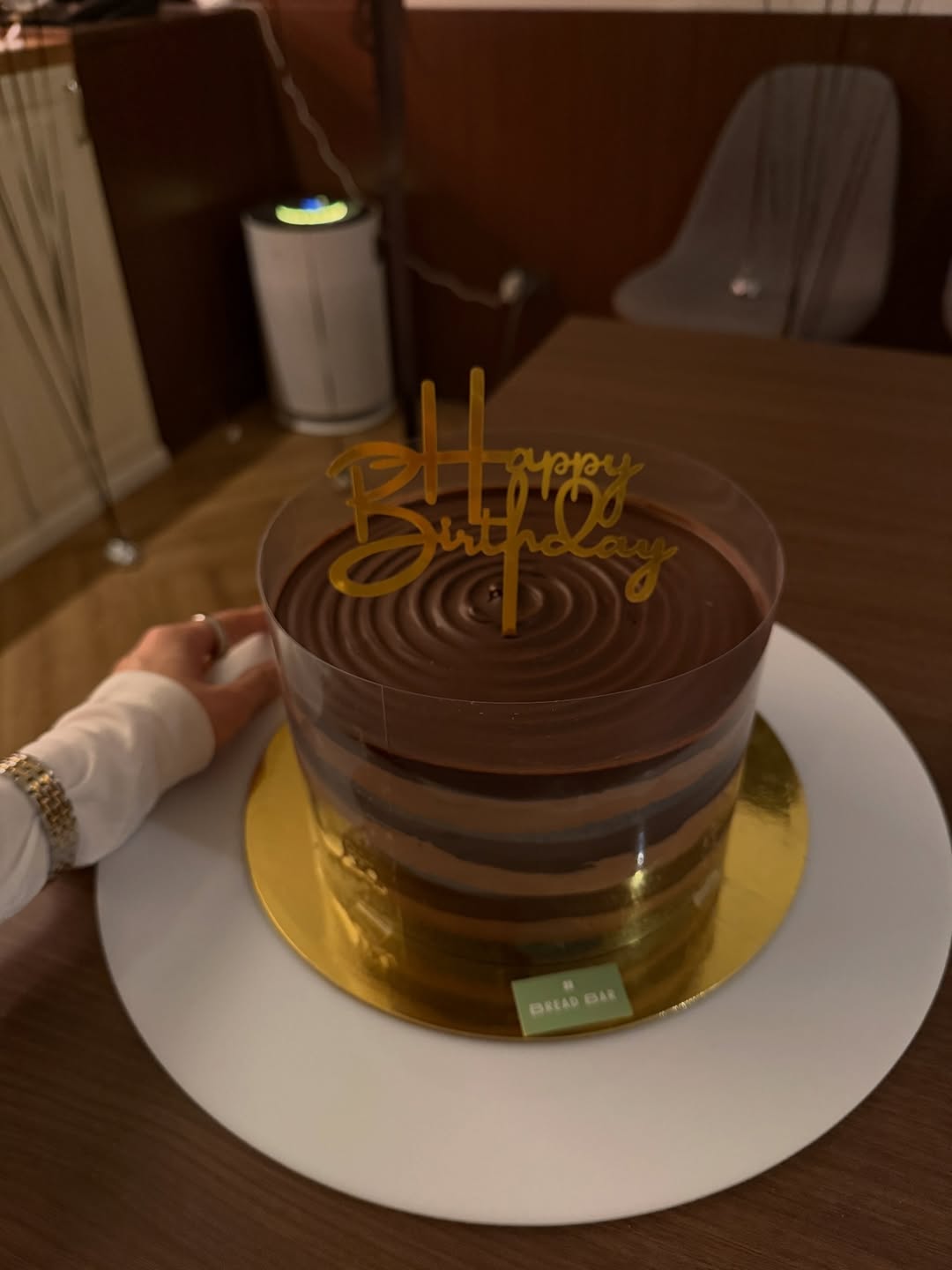 โม - มนชนก แสงฉายเพียงเพ็ญ