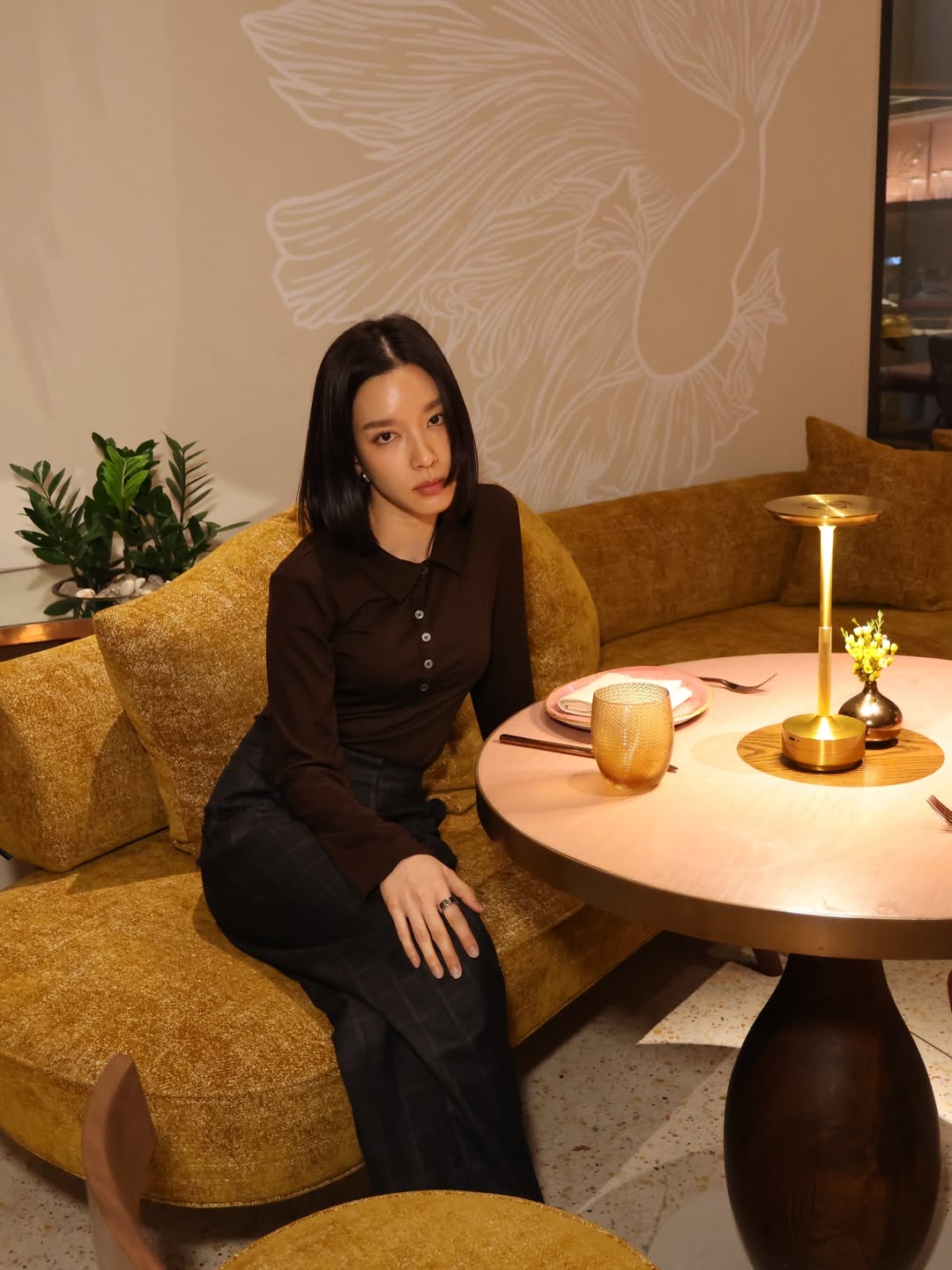 โม - มนชนก แสงฉายเพียงเพ็ญ