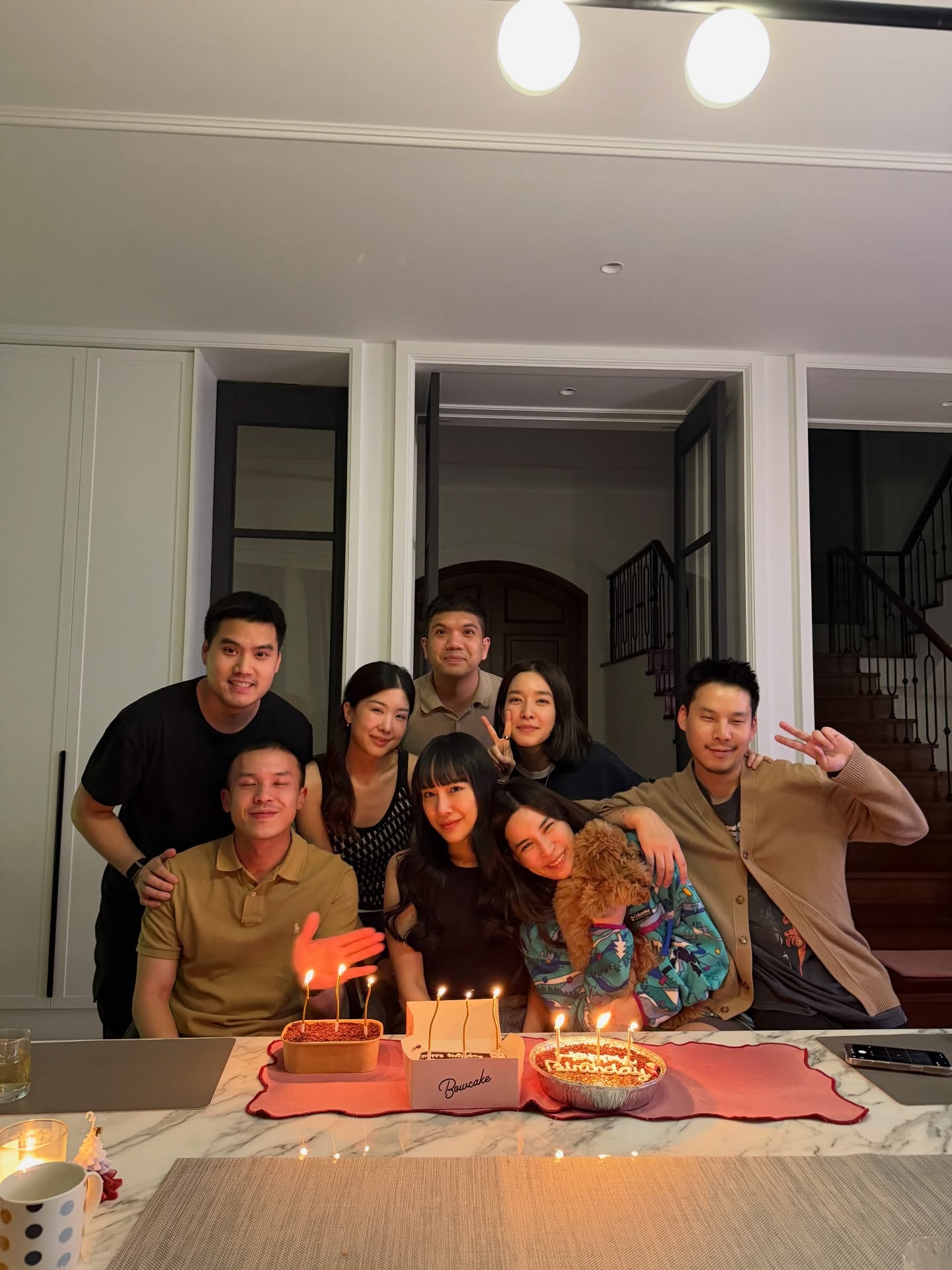 โม - มนชนก แสงฉายเพียงเพ็ญ