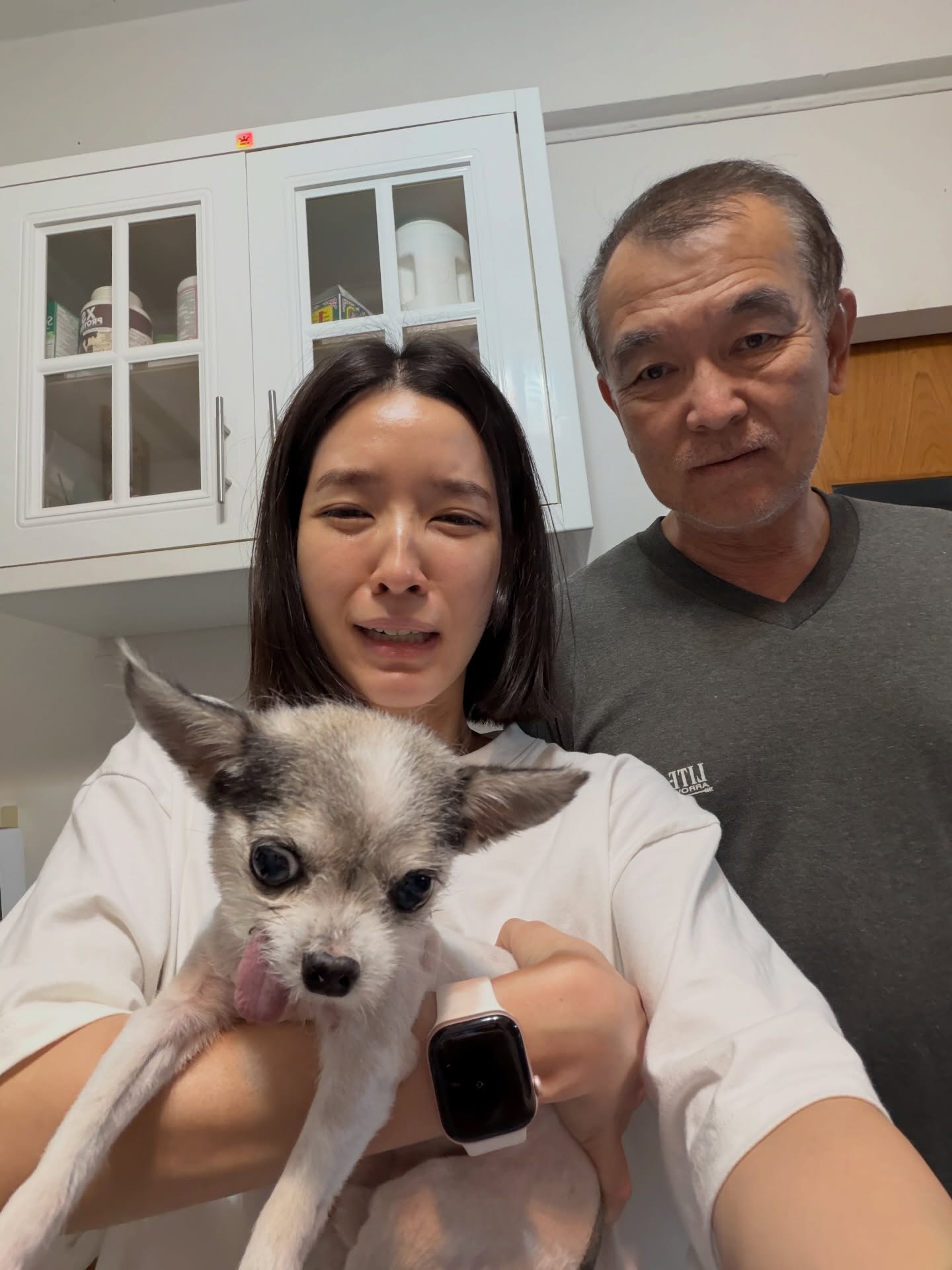 โม - มนชนก แสงฉายเพียงเพ็ญ